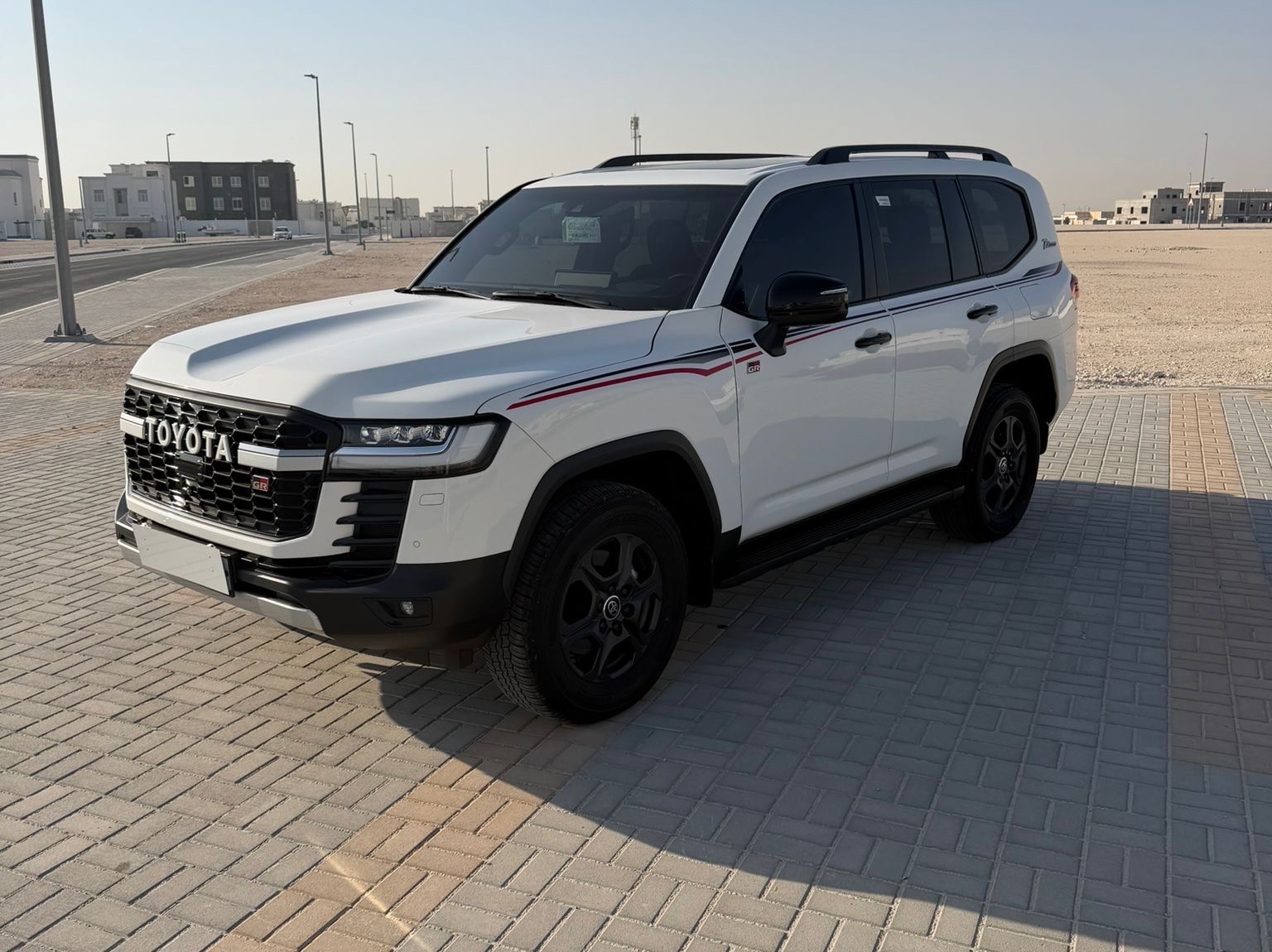 Toyota Land Cruiser G/R 2022 - Image 1