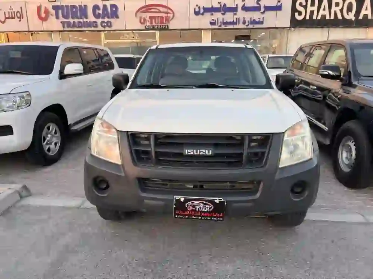 ISUZU D’MAX 2012