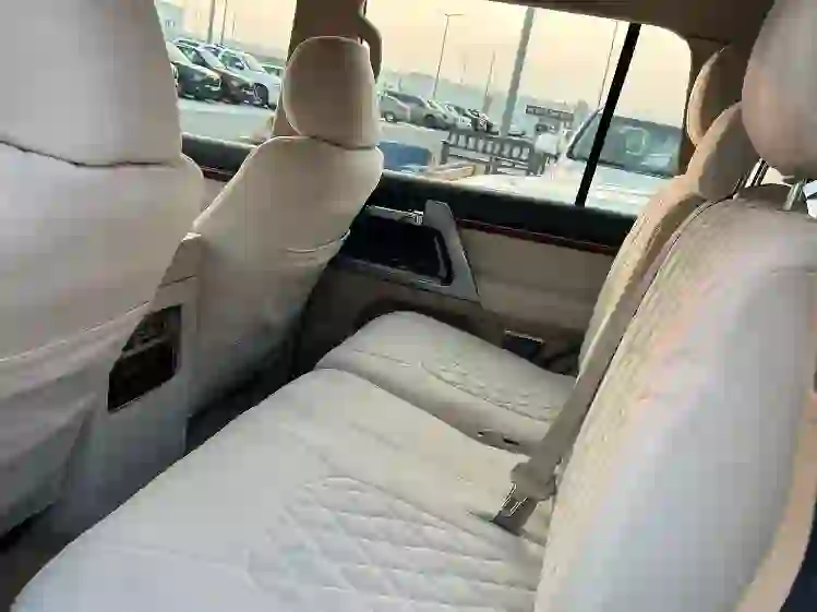 Toyota Land Cruiser VX.R 2013 - Image 2