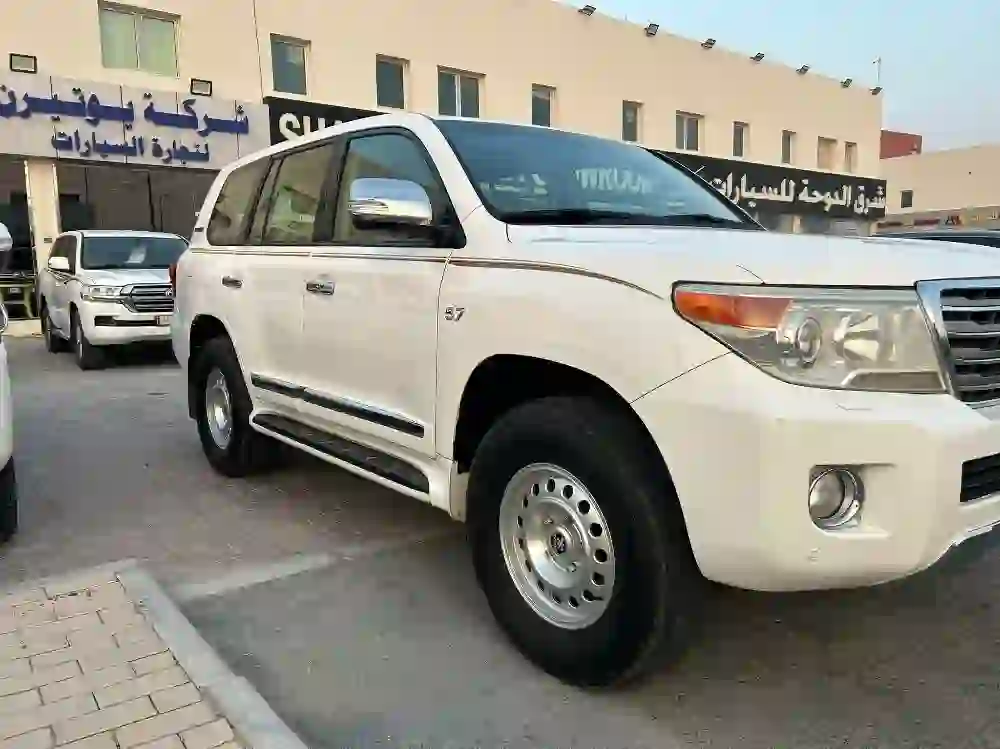 Toyota Land Cruiser VX.R 2013 - Image 3
