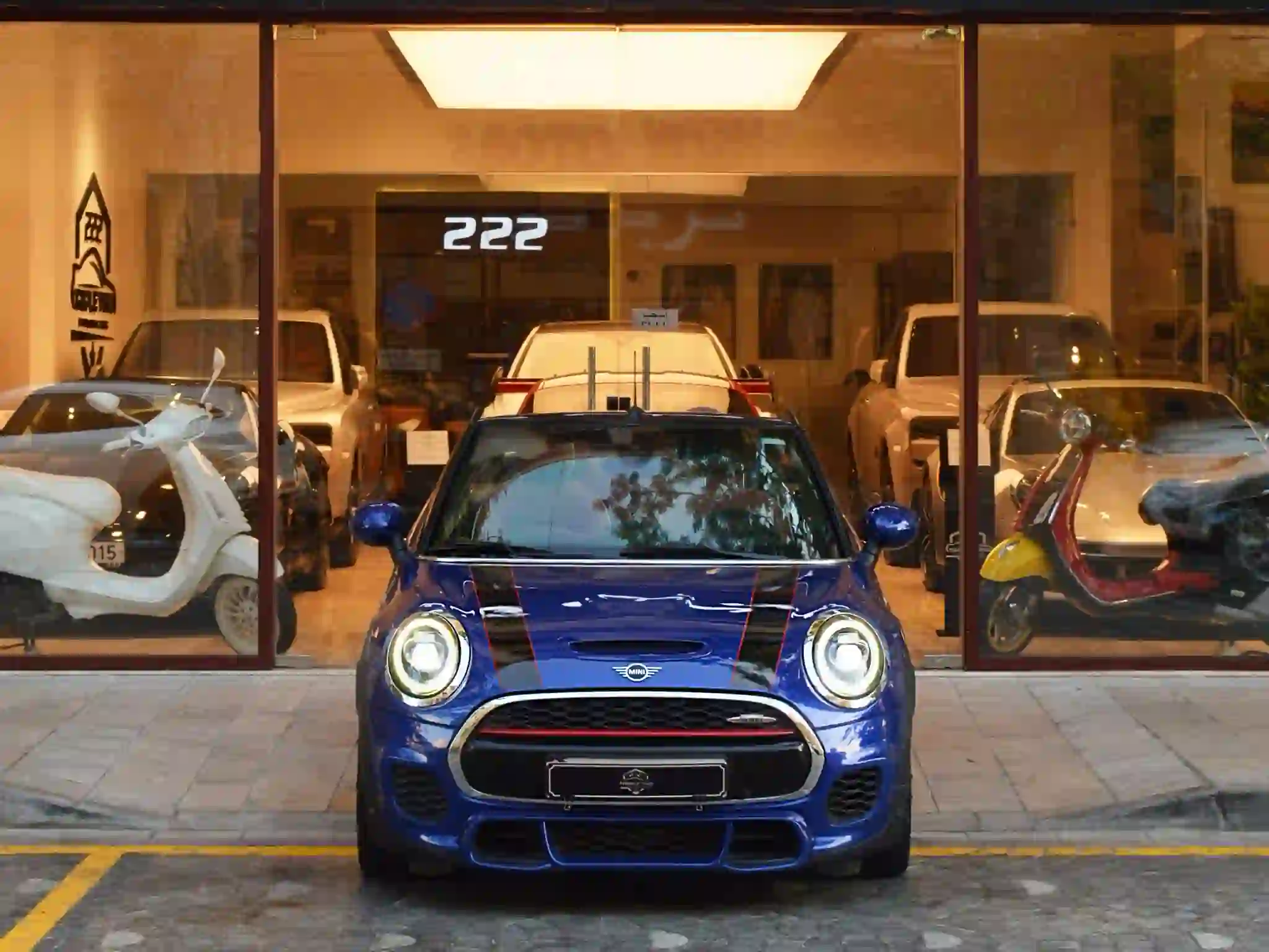 Mini Cooper JCW  2019 - Image 2