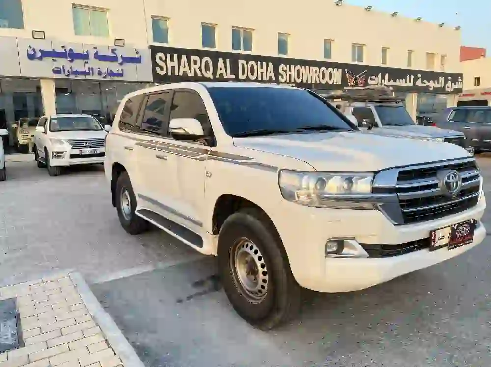 Toyota Land Cruiser VX.R 2016 - Image 2