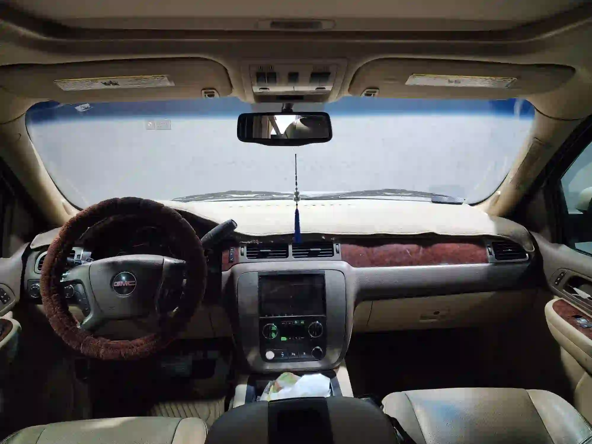 GMC Yukon 2009 - Image 4