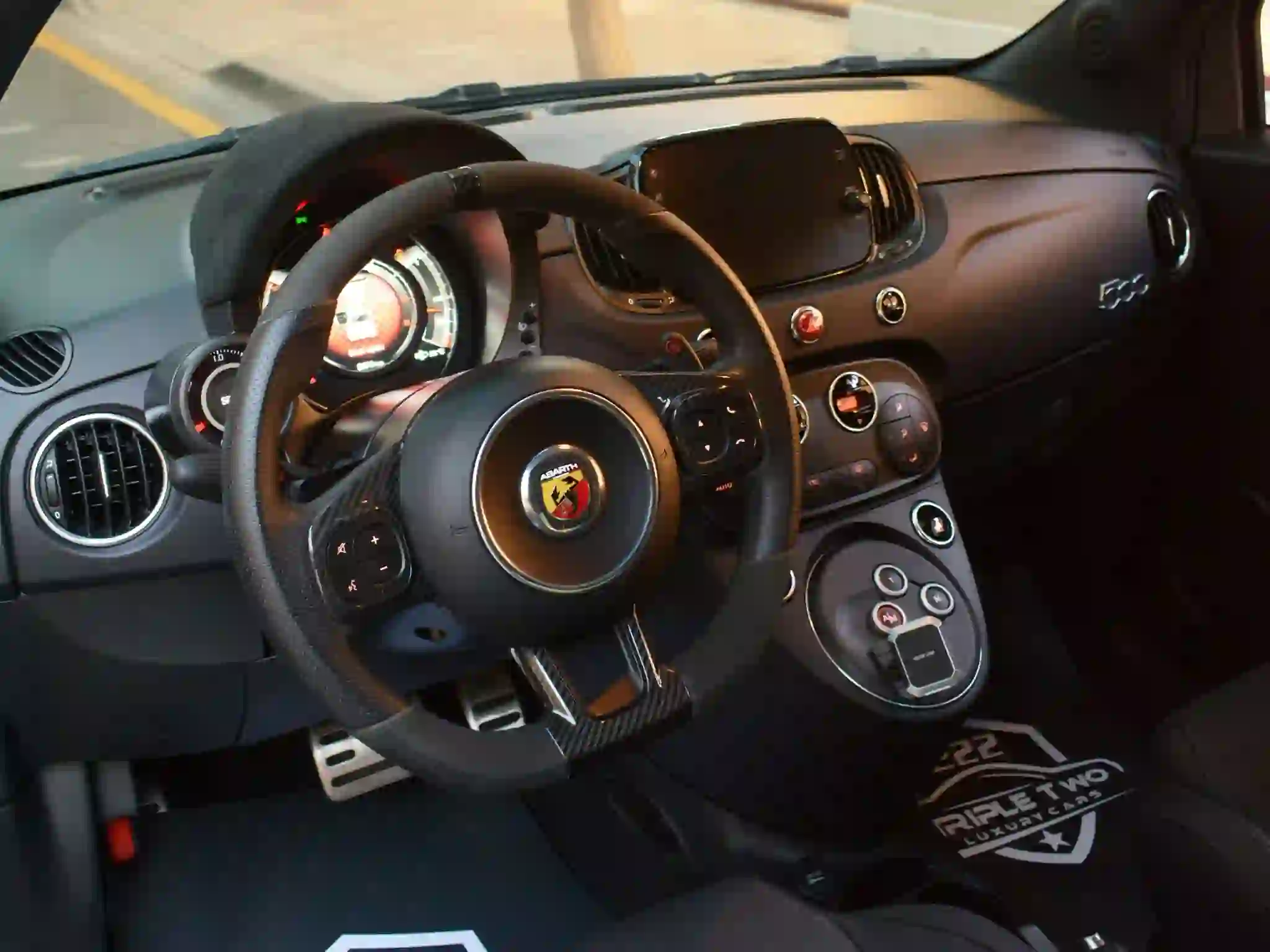 Fiat Abarth 695 2024 - Image 4