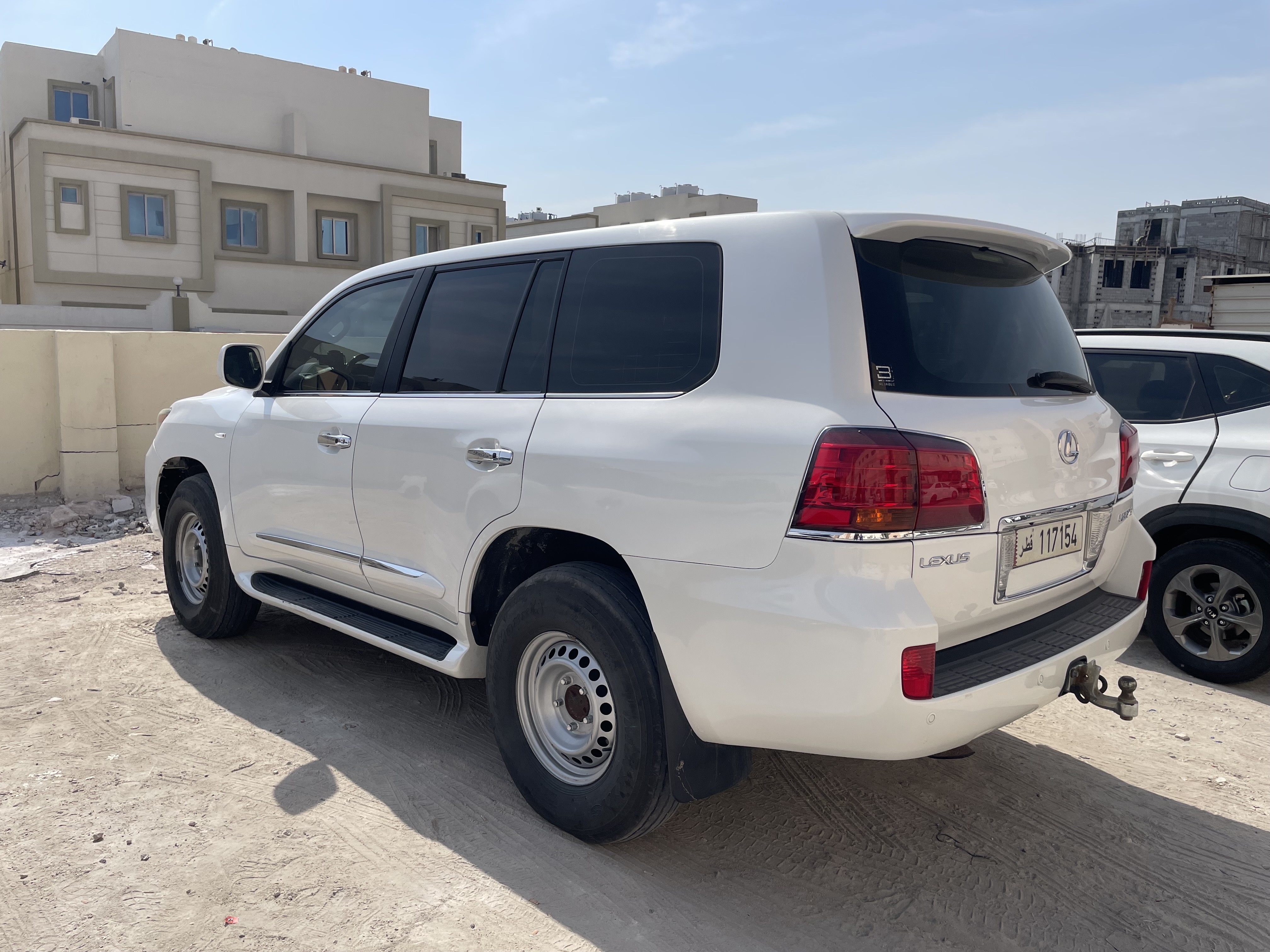 Lexus LX 570 2009 - Image 3