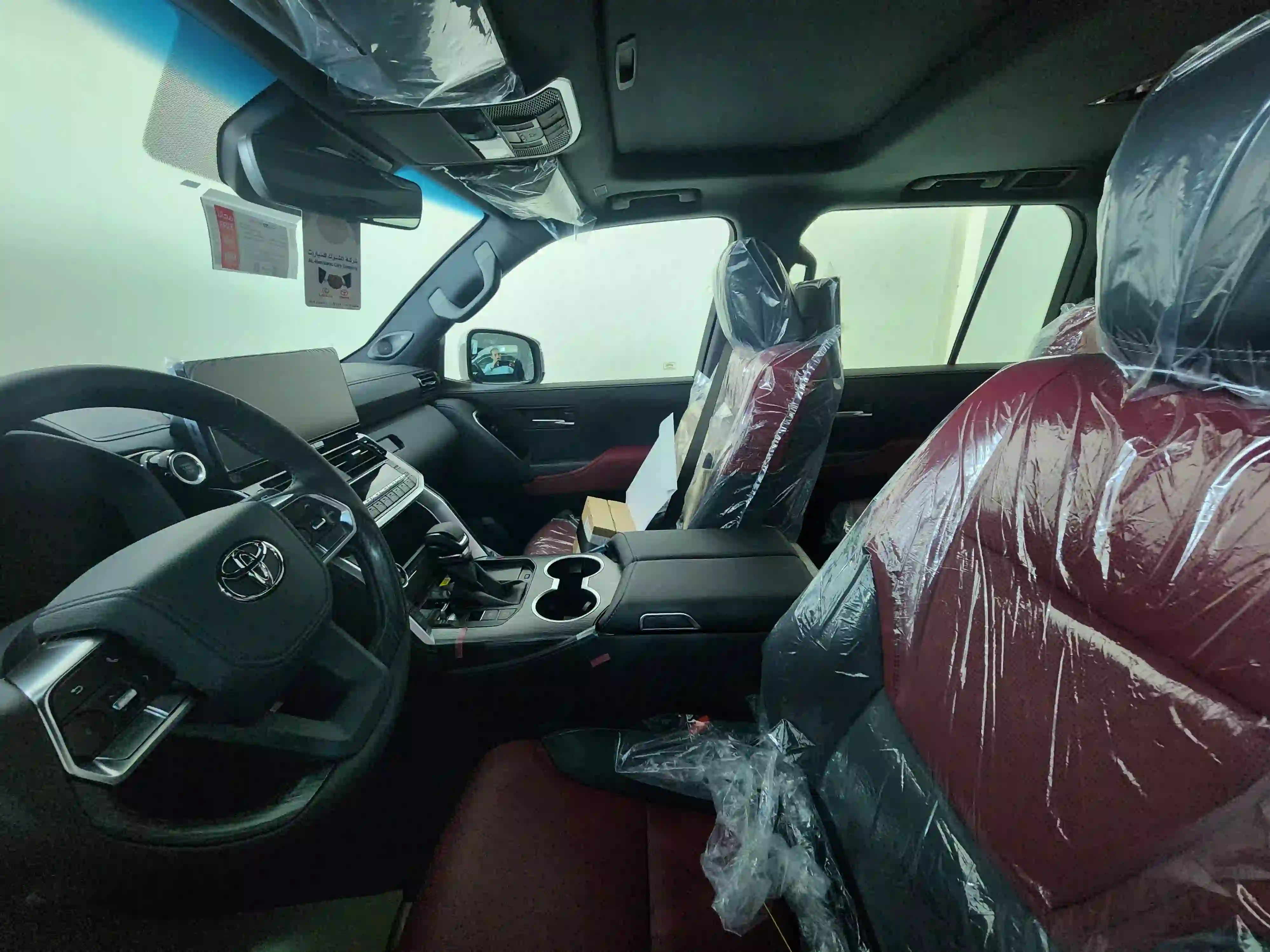 Toyota Land Cruiser VX.R 2025 - Image 2