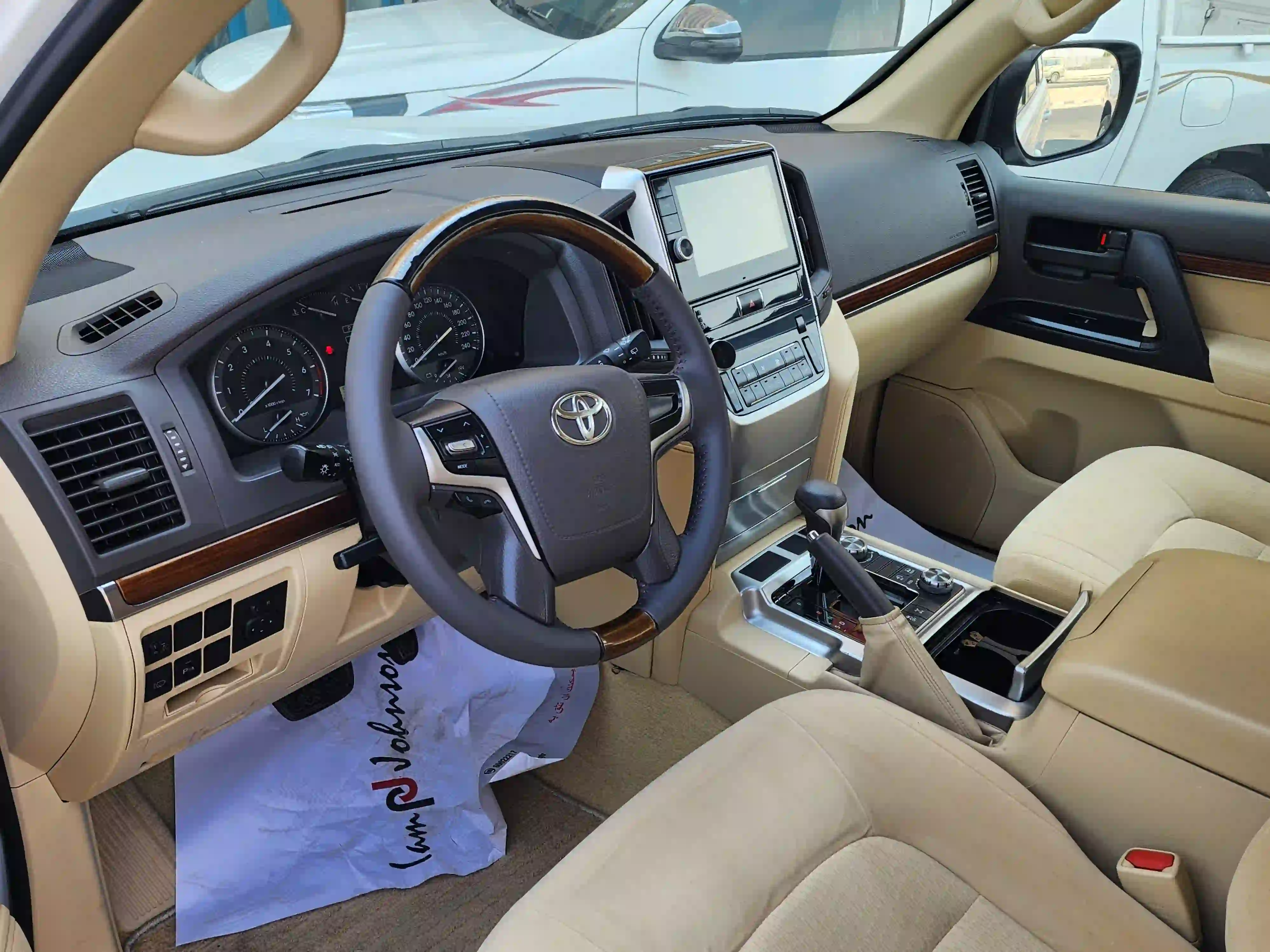 Toyota Land Cruiser VX.R 2017 - Image 4