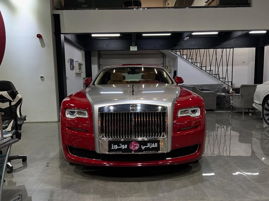 Rolls-Royce Ghost 2016 - Image 2