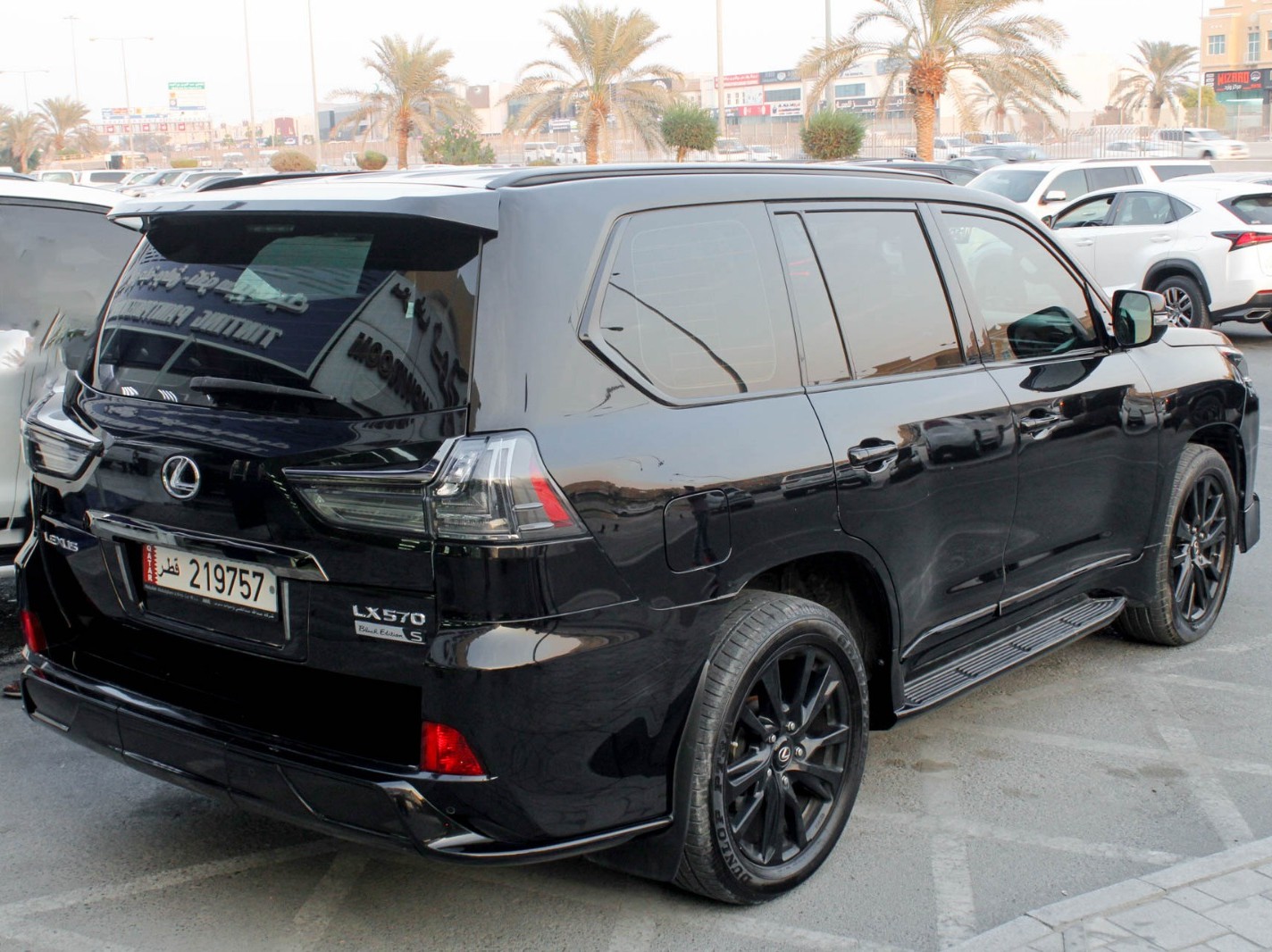 Lexus LX 570 S Black Edition 2020 - Image 3