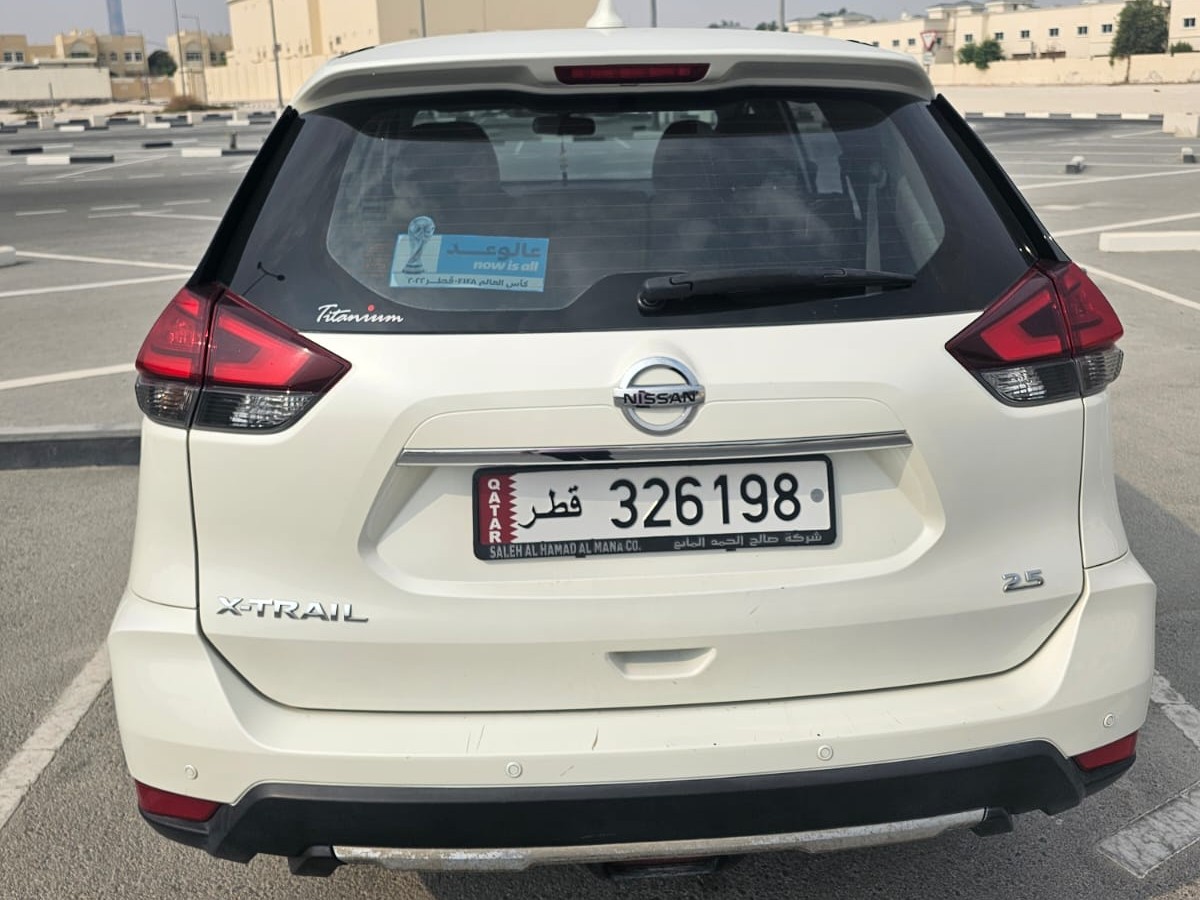 Nissan X-Trail Standard 2019 - Image 2