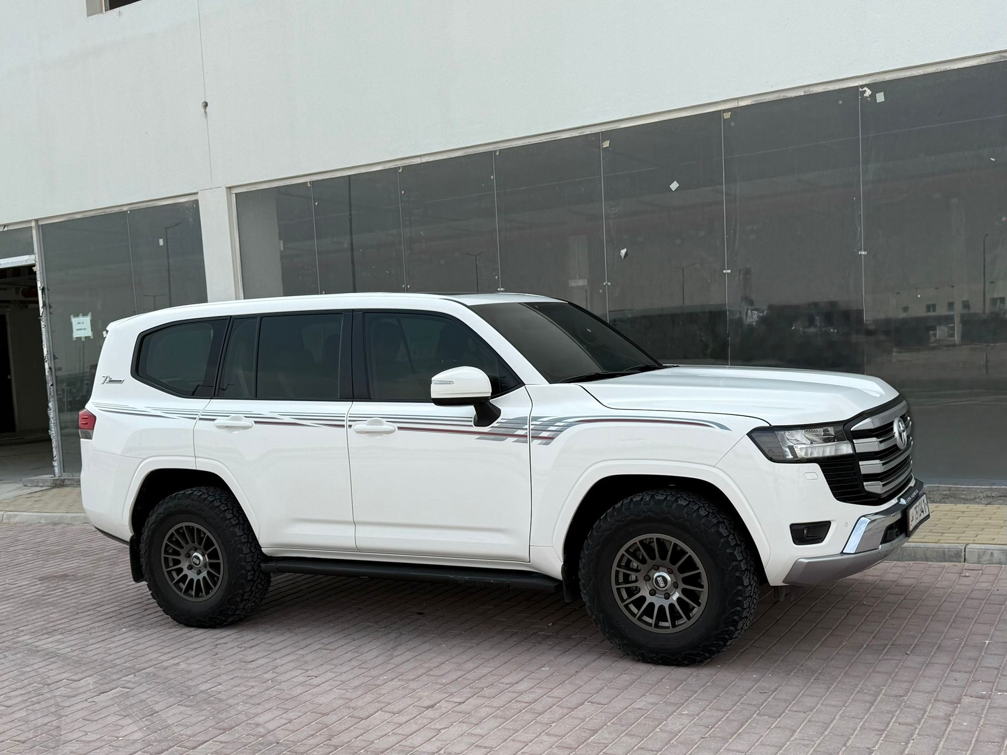 Toyota Land Cruiser GX.R 2022 - Image 3