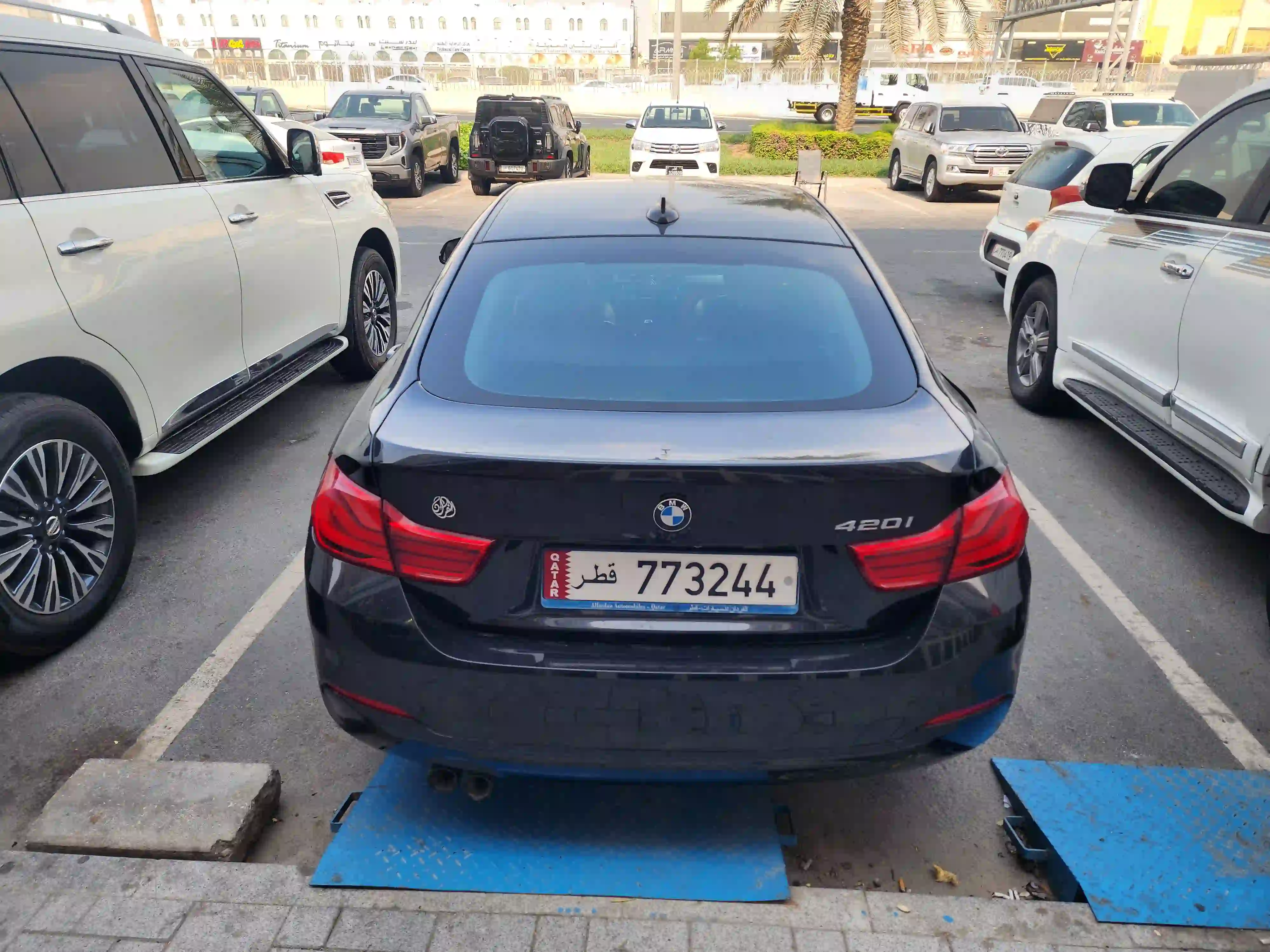 BMW 4-Series 420i 2019 - Image 2