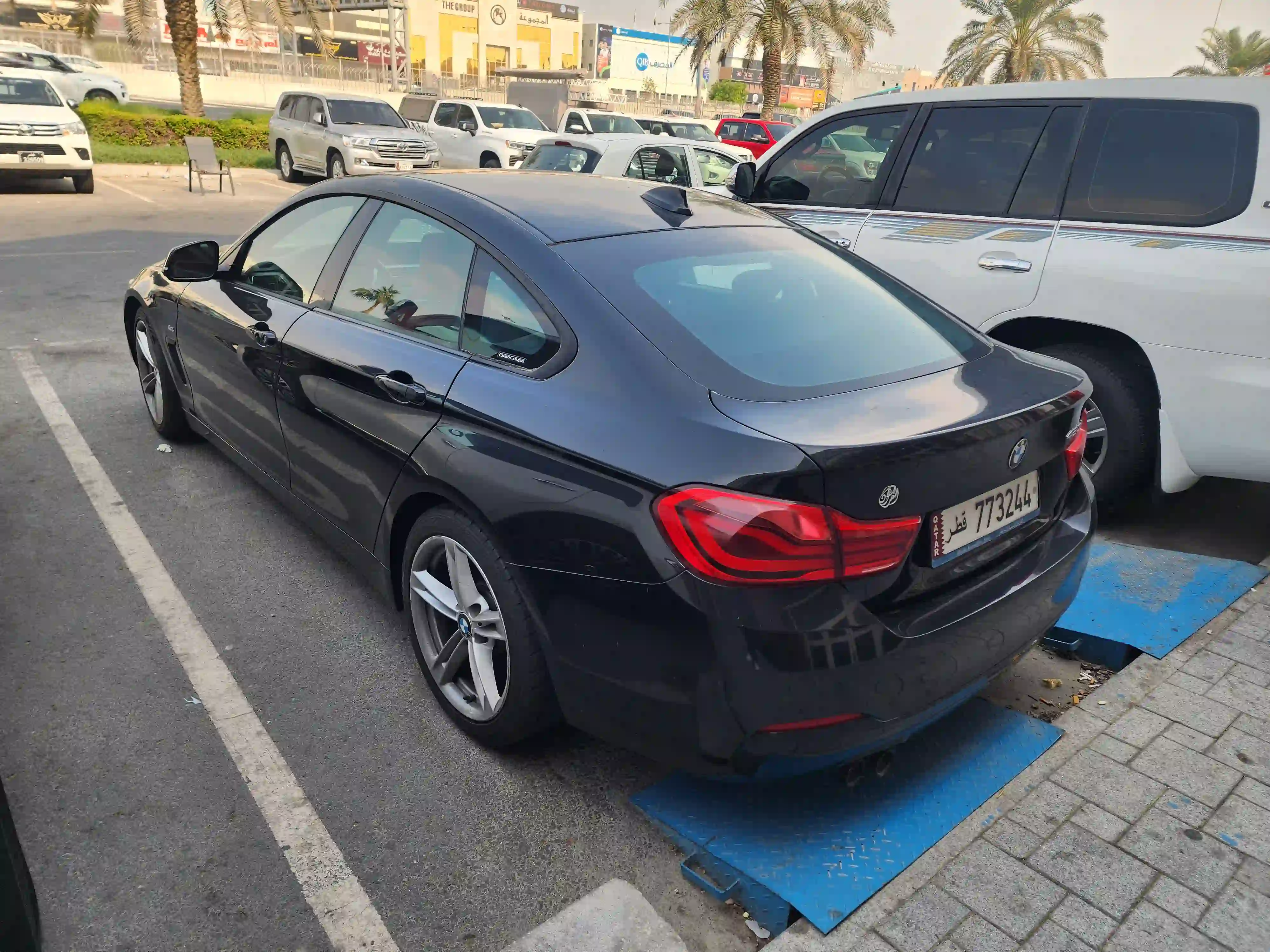 BMW 4-Series 420i 2019 - Image 3
