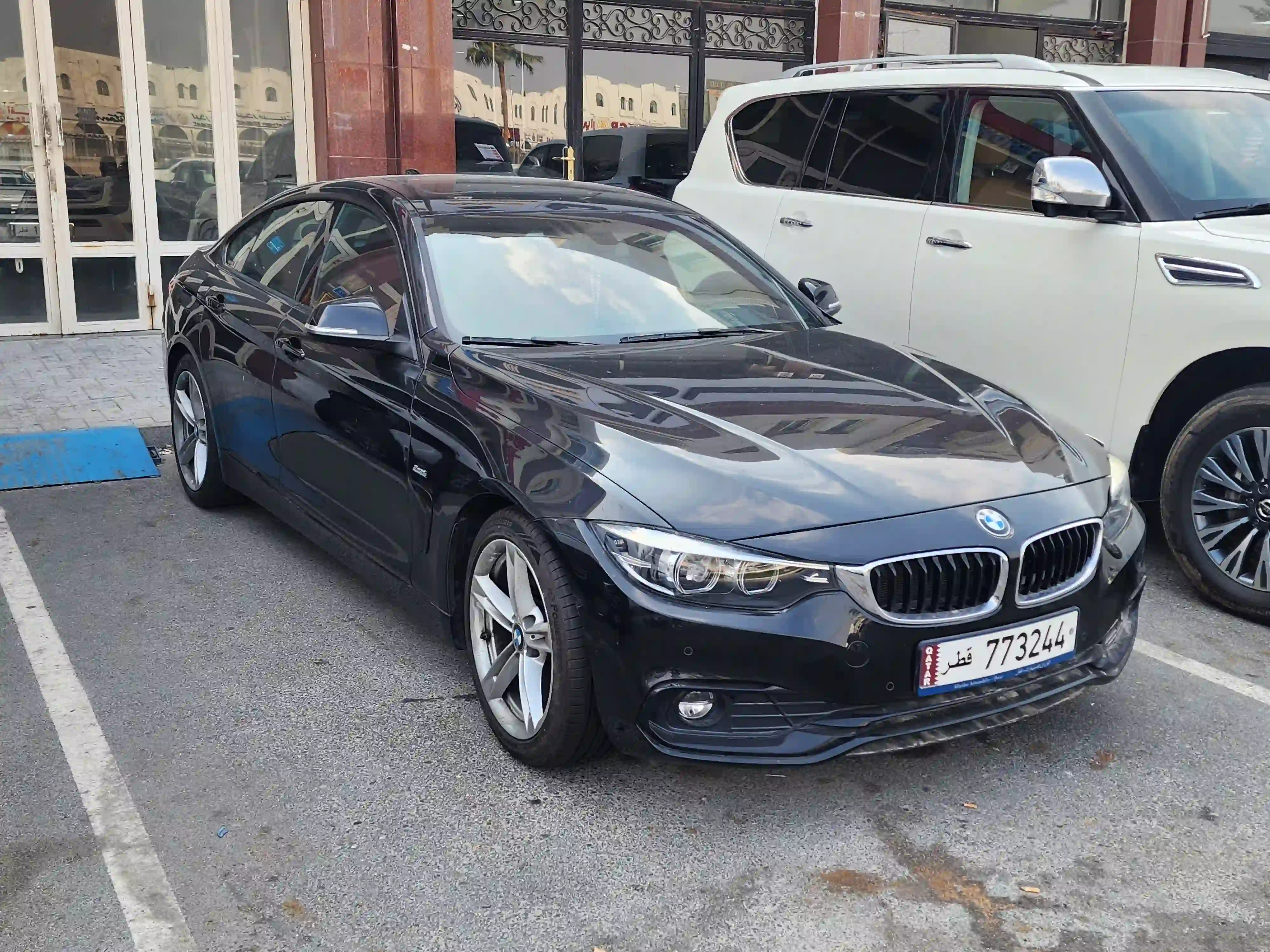 BMW 4-Series 420i 2019 - Image 4