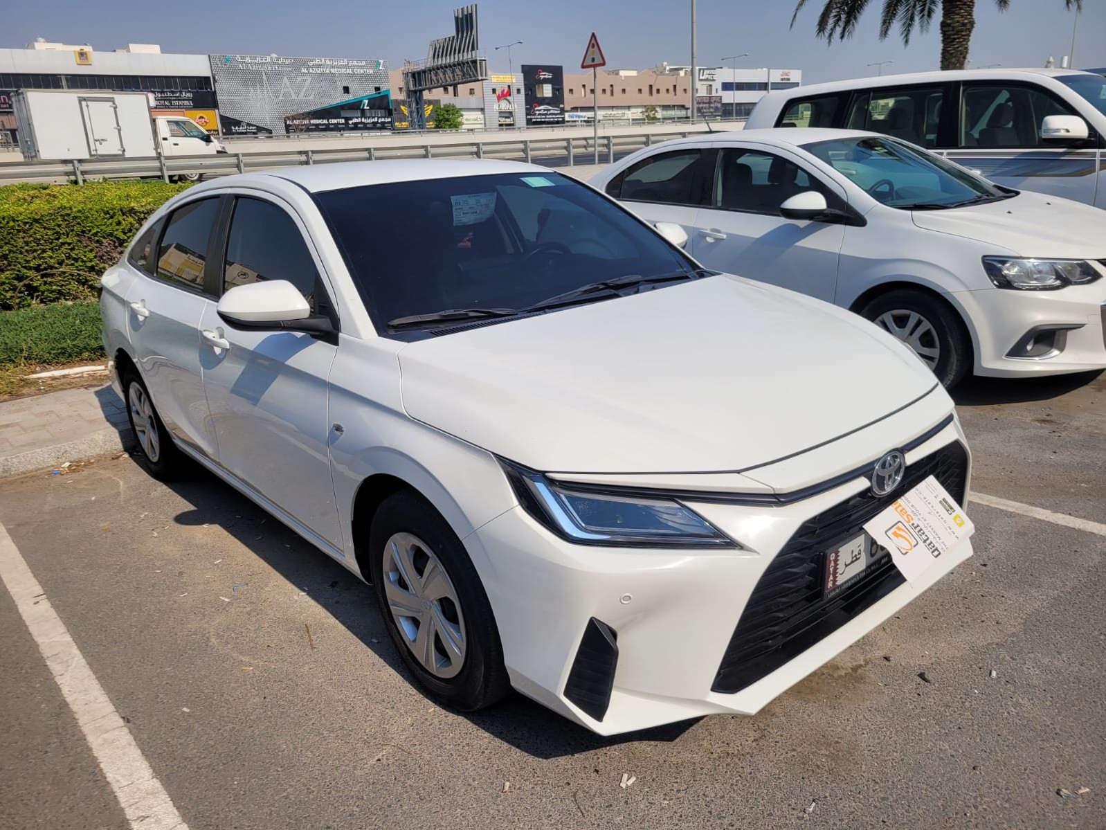 Toyota Yaris 2023 - Image 2