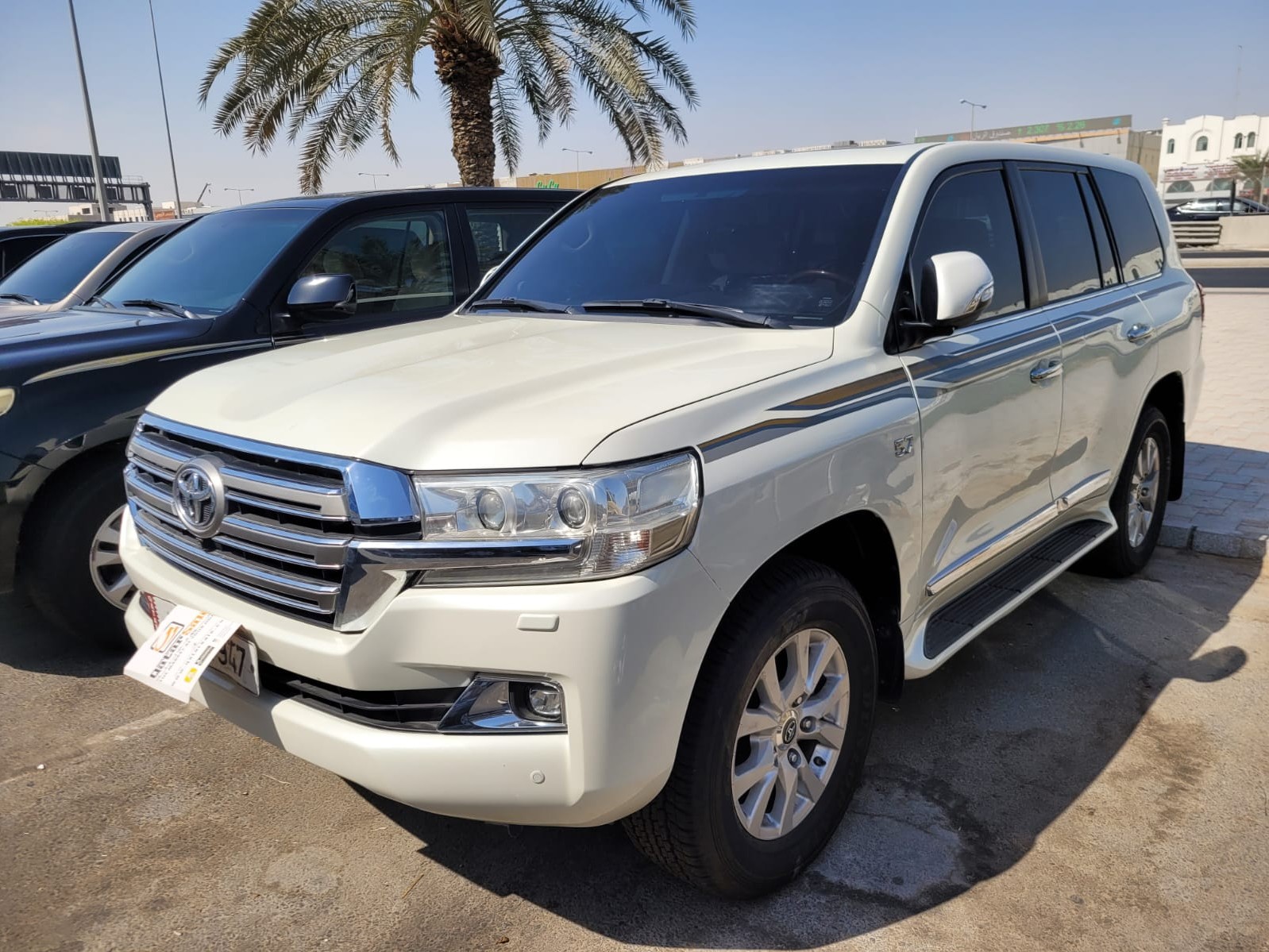 Toyota Land Cruiser VX.R 2018 - Image 2