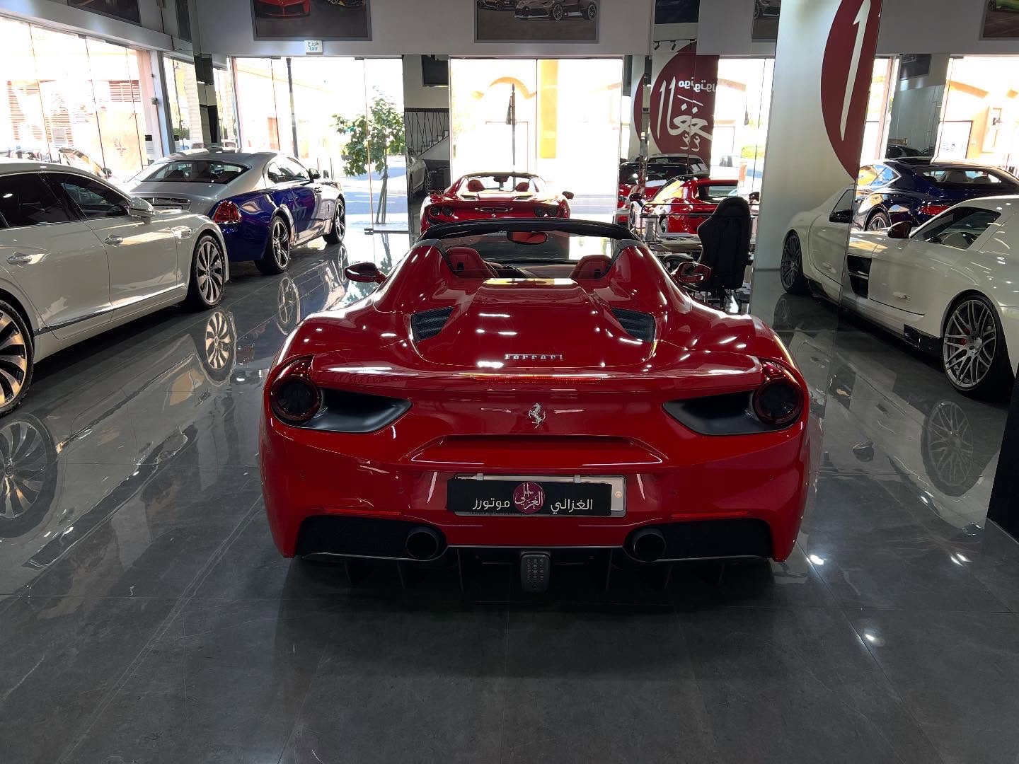 Ferrari 488 Spider 2017 - Image 3
