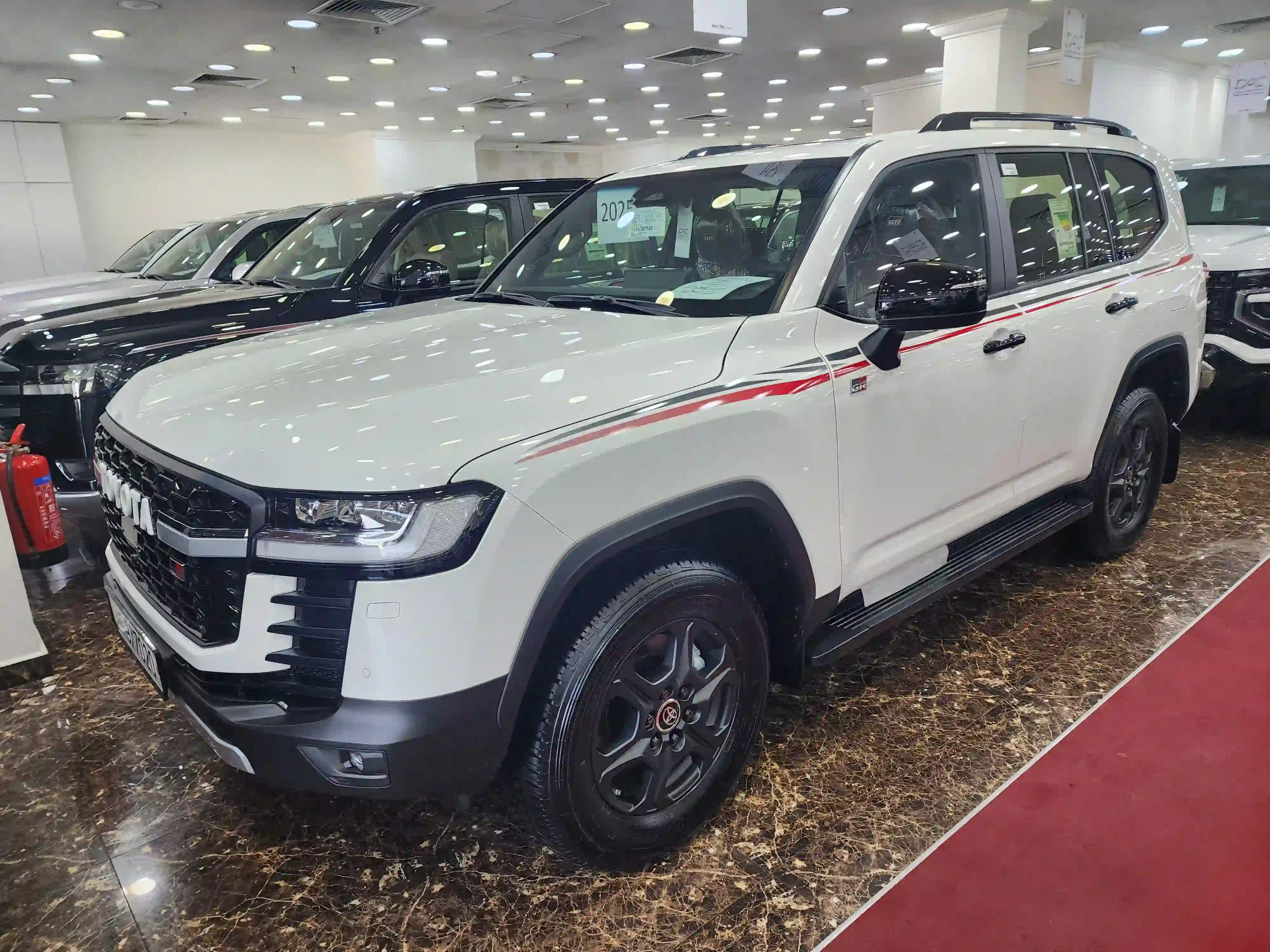 Toyota Land Cruiser G/R 2025