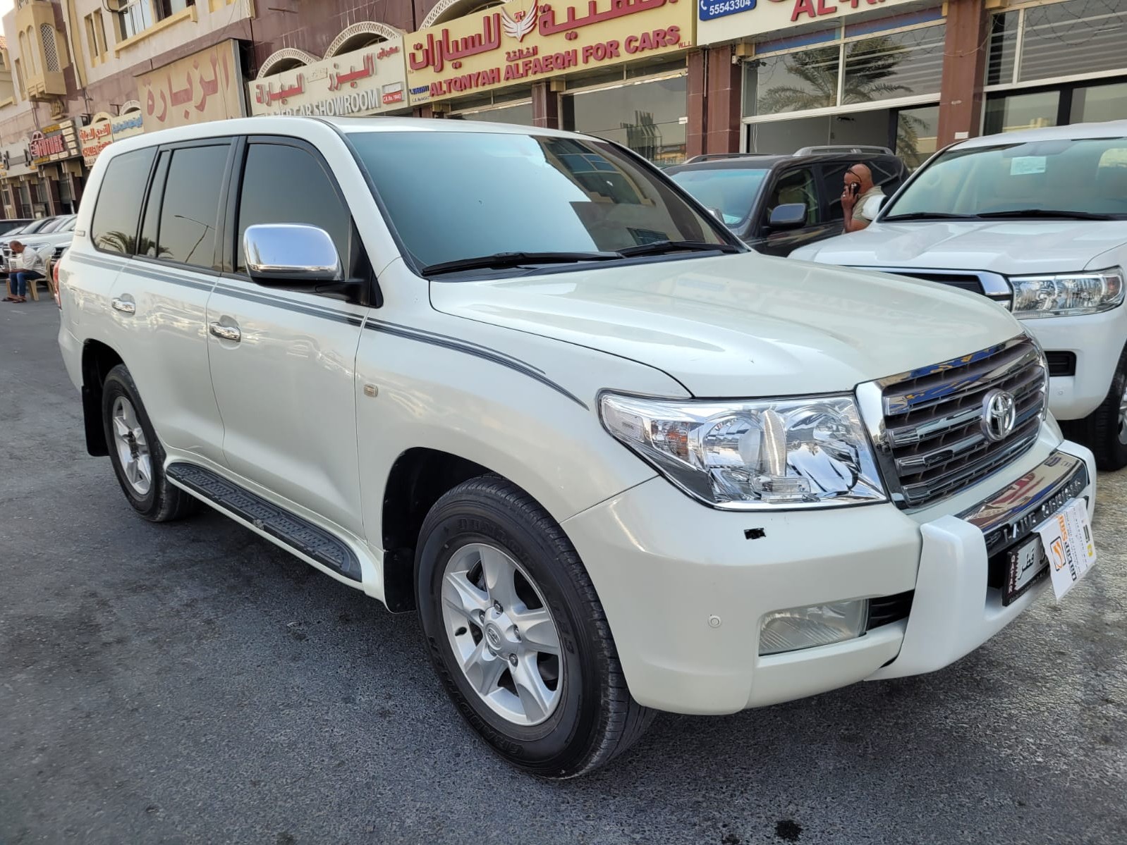 Toyota Land Cruiser VX.R 2011 - Image 2
