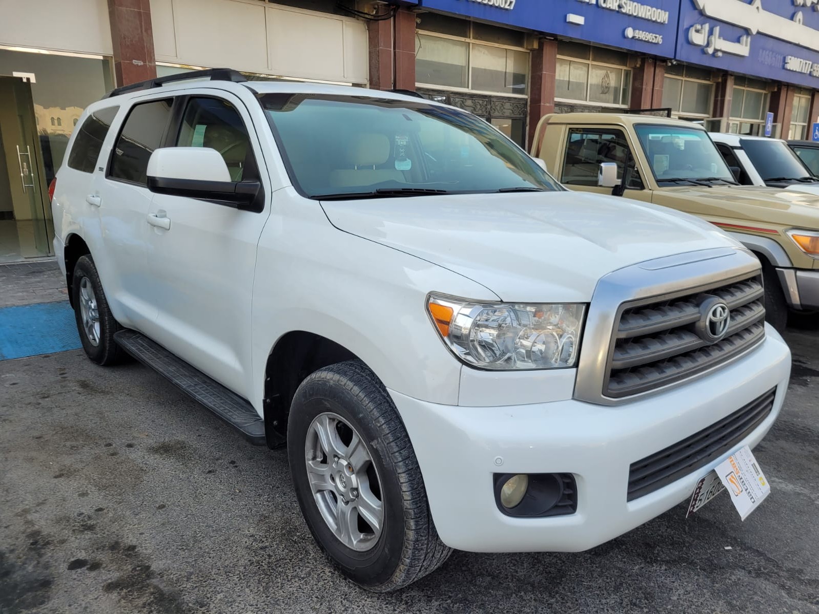 Toyota Sequoia SRS 2013 - Image 2