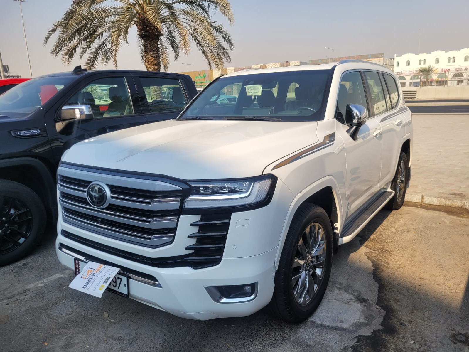 Toyota Land Cruiser VXR Twin Turbo 2022 - Image 2