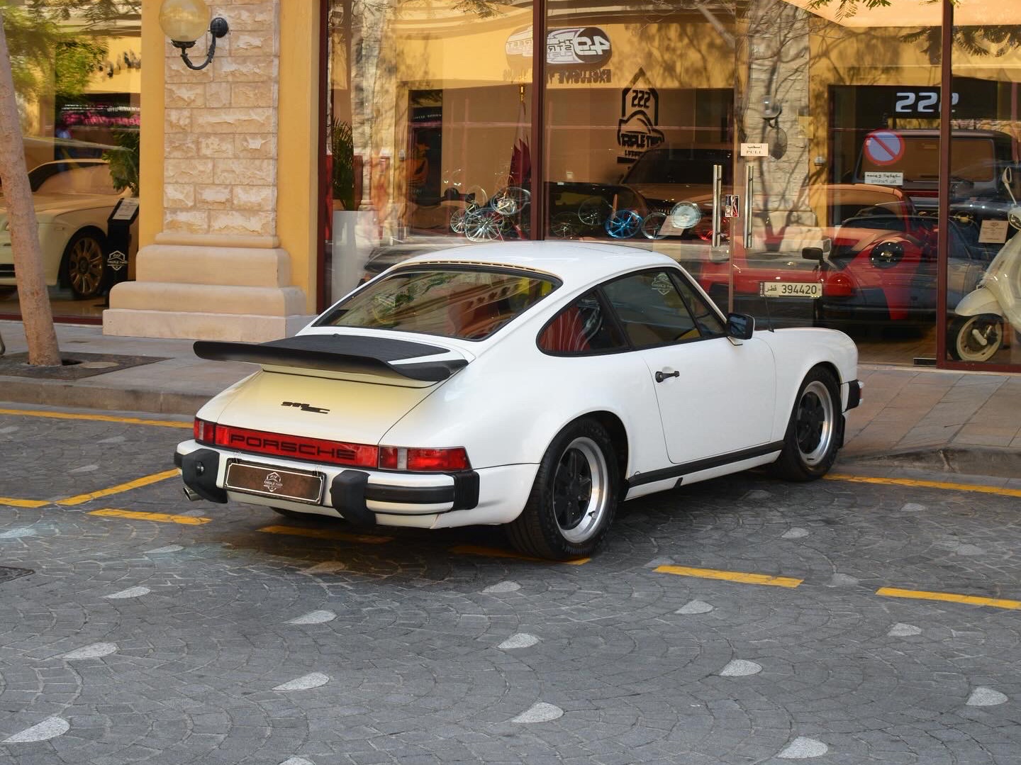 Porsche 911 S  1983 - Image 2