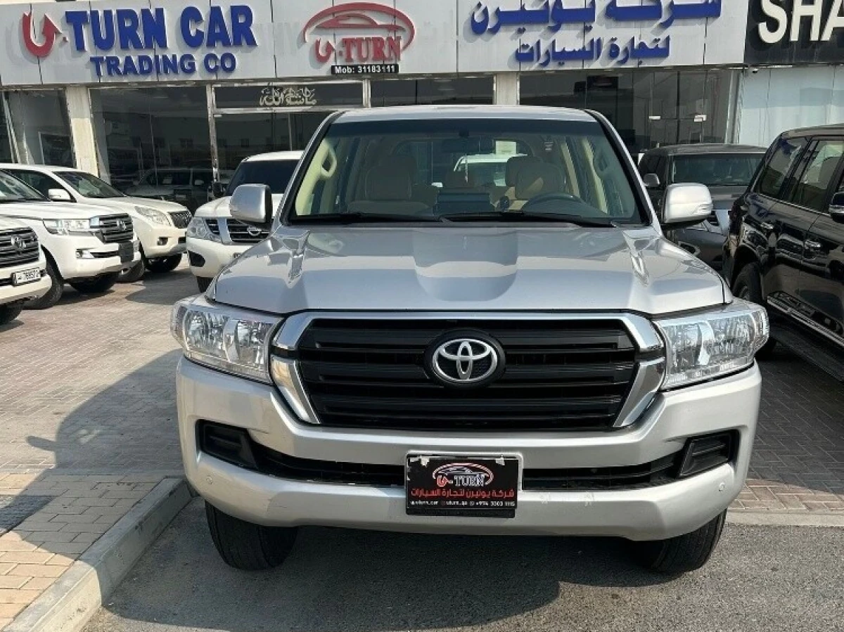 Toyota Land Cruiser G standard 2017