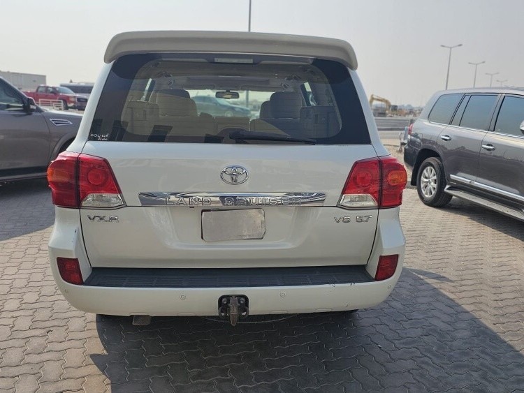 Toyota Land Cruiser VX.R 2015 - Image 3