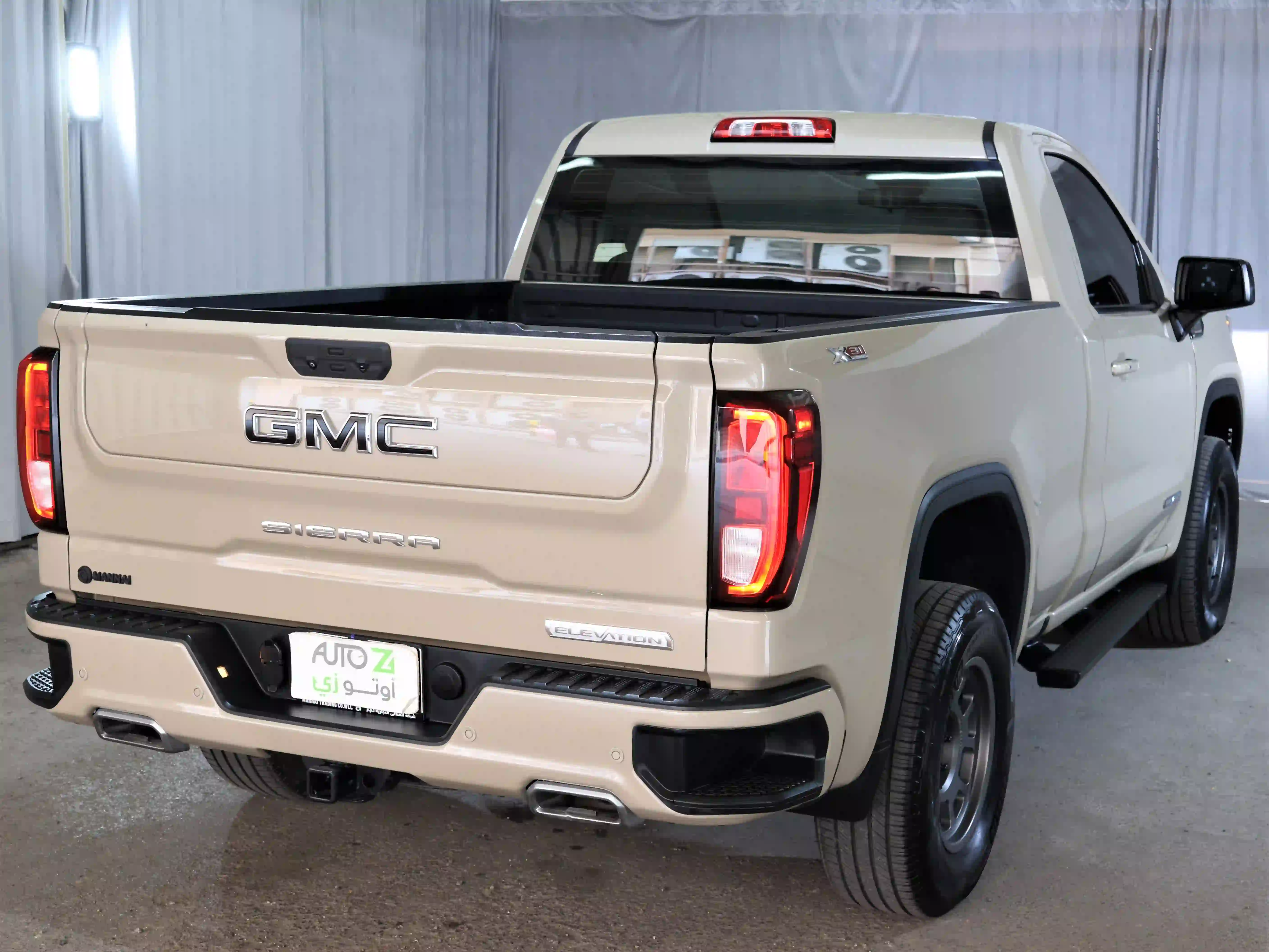 GMC Sierra Elevation  2023 - Image 3