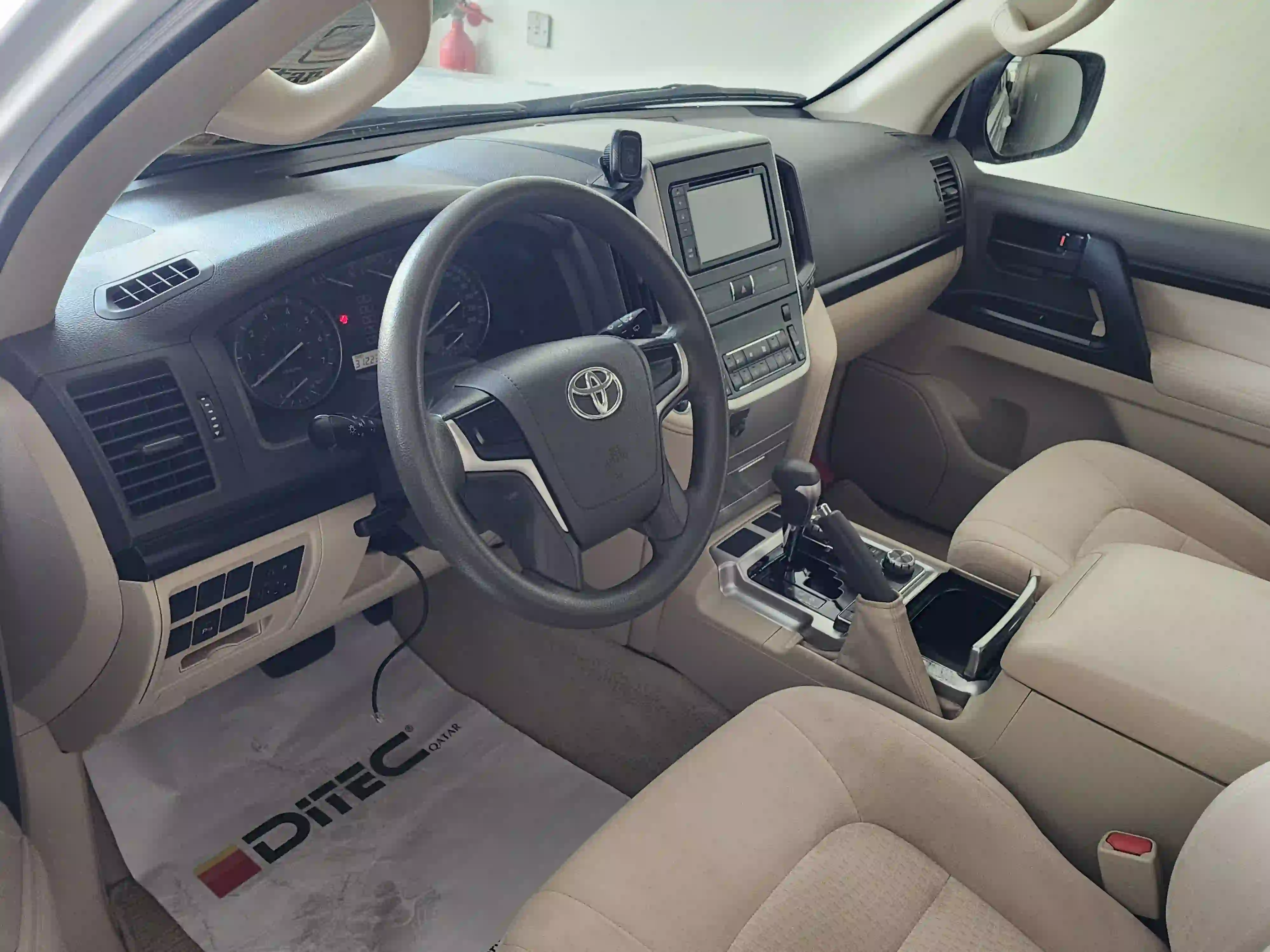 Toyota Land Cruiser G standard 2020 - Image 2