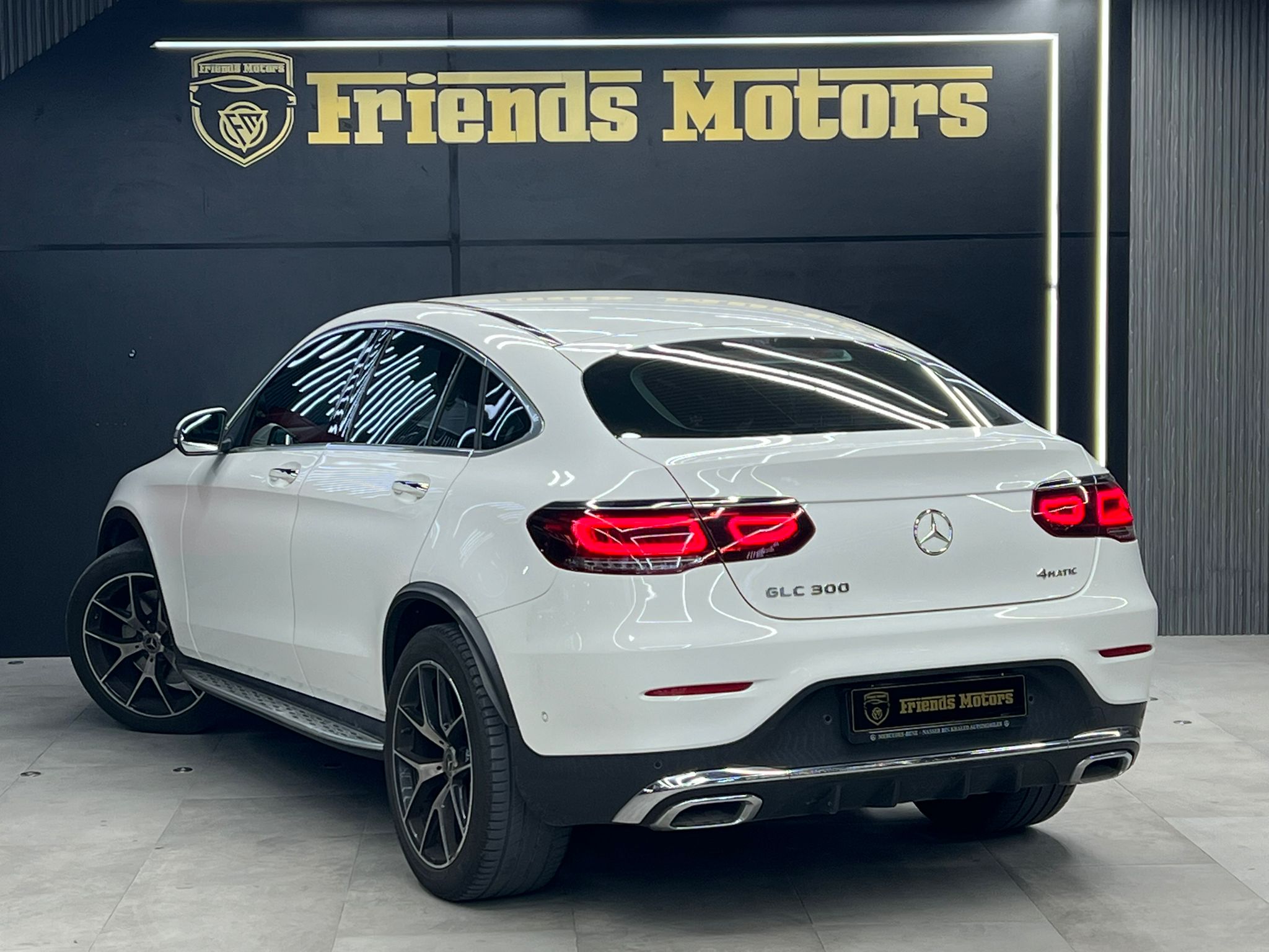 Mercedes-Benz GLC  300 2021 - Image 2