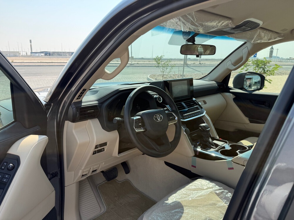 Toyota Land Cruiser GX 2025 - Image 3