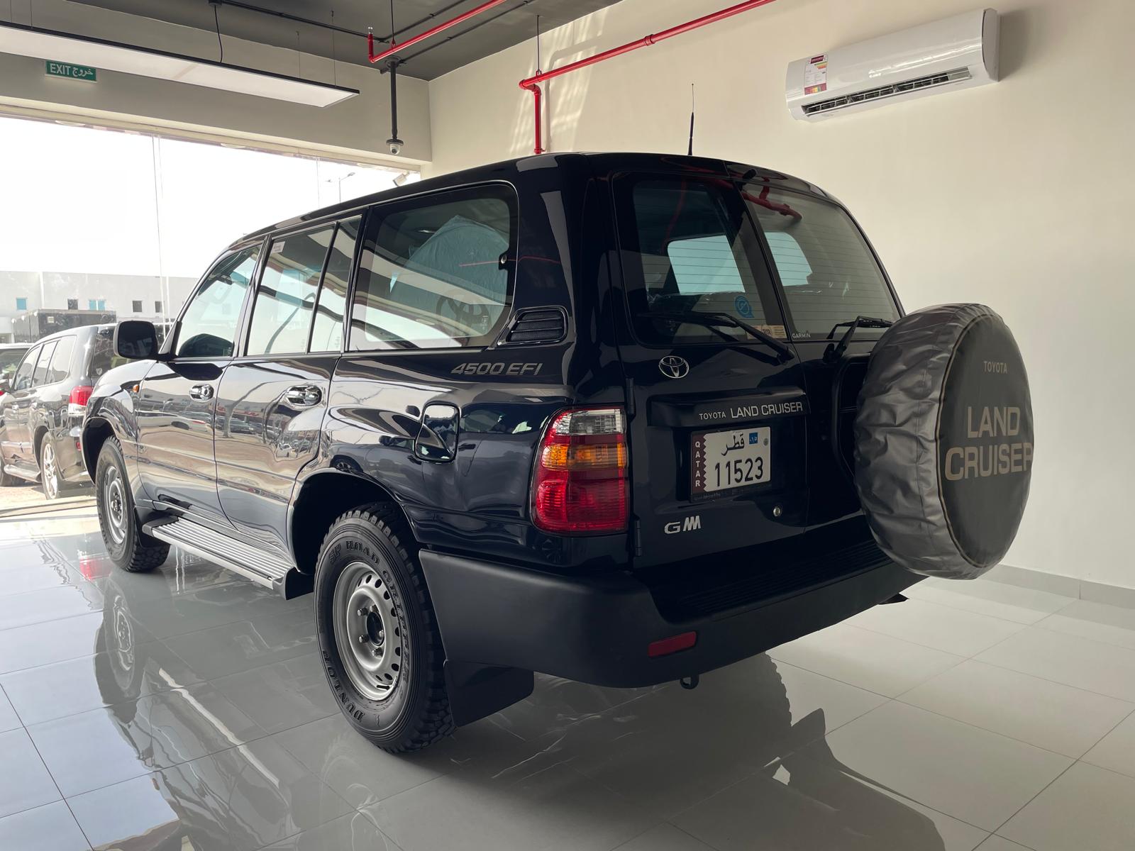 Toyota Land Cruiser G standard 1999 - Image 2