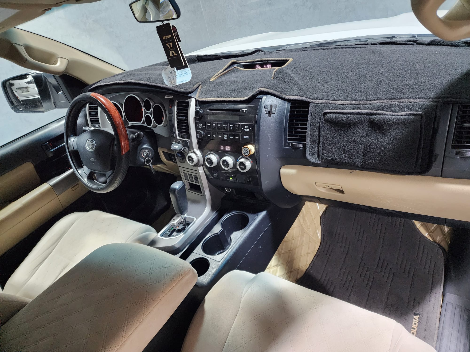 Toyota Sequoia SRS 2013 - Image 4