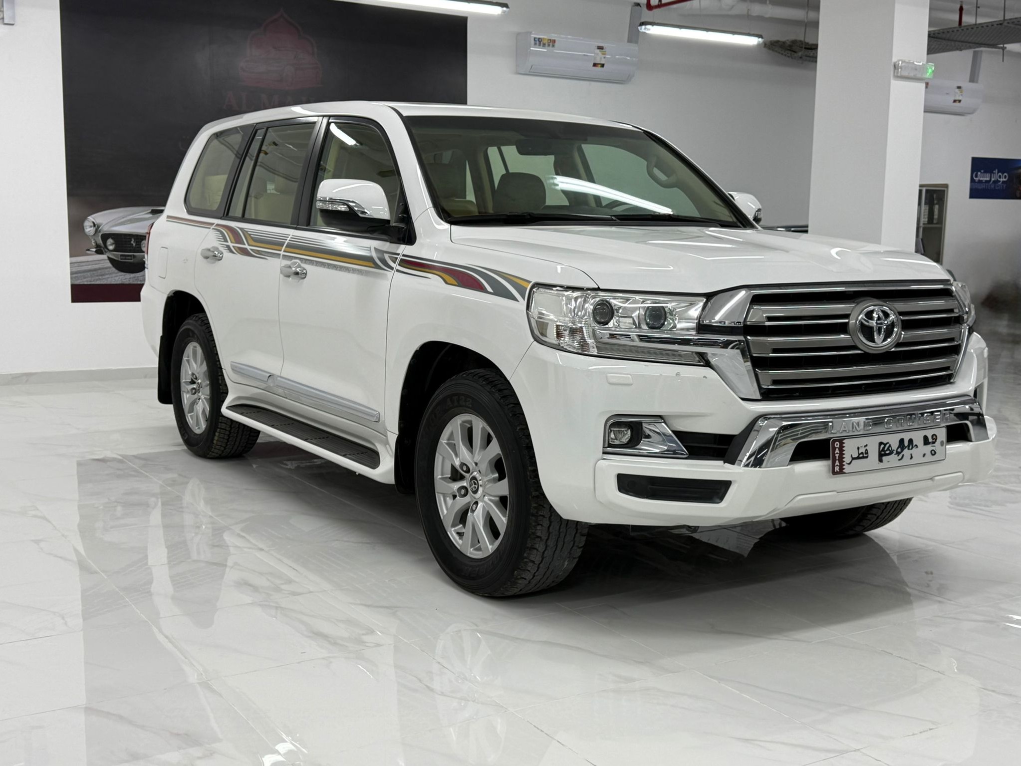Toyota Land Cruiser GX.R 2017 - Image 4