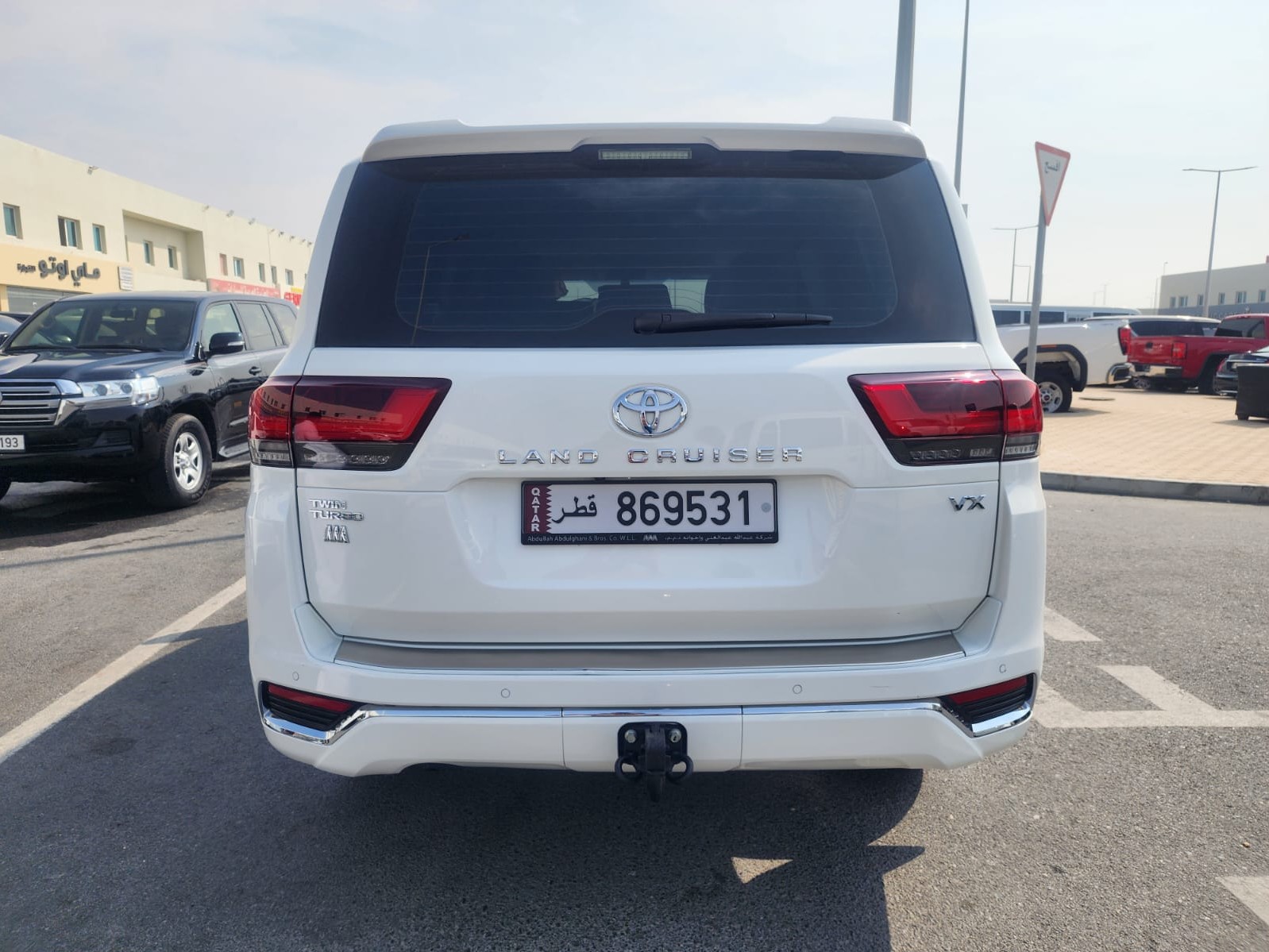 Toyota Land Cruiser VX 2022 - Image 4