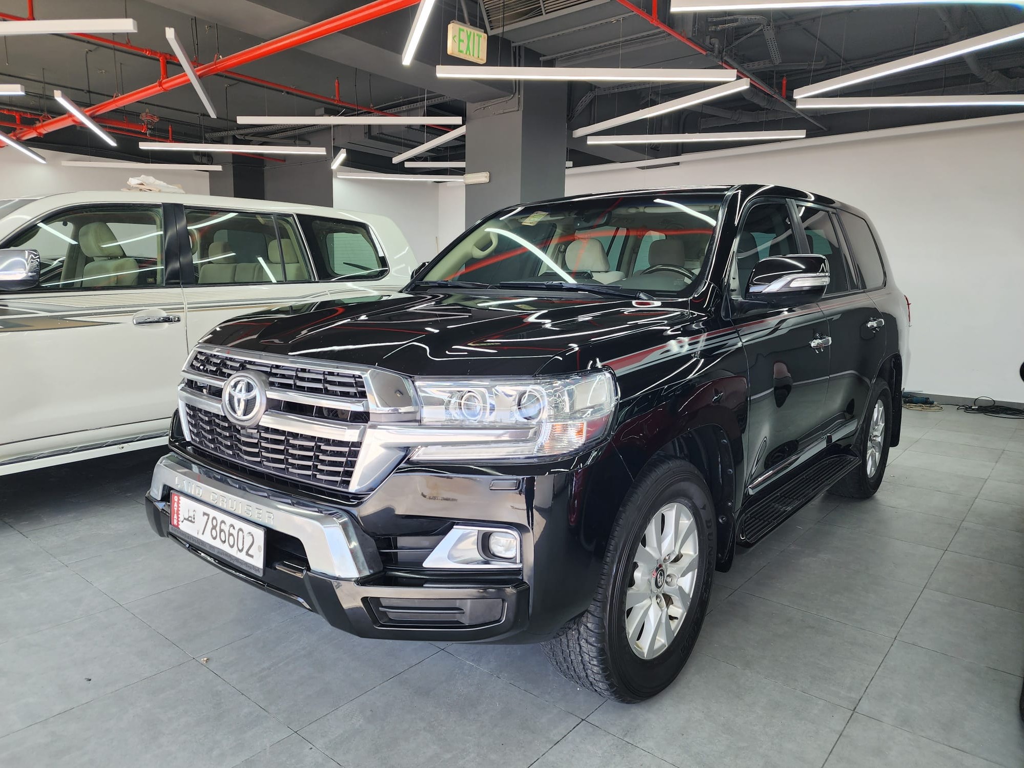 Toyota Land Cruiser GX.R 2019 - Image 2