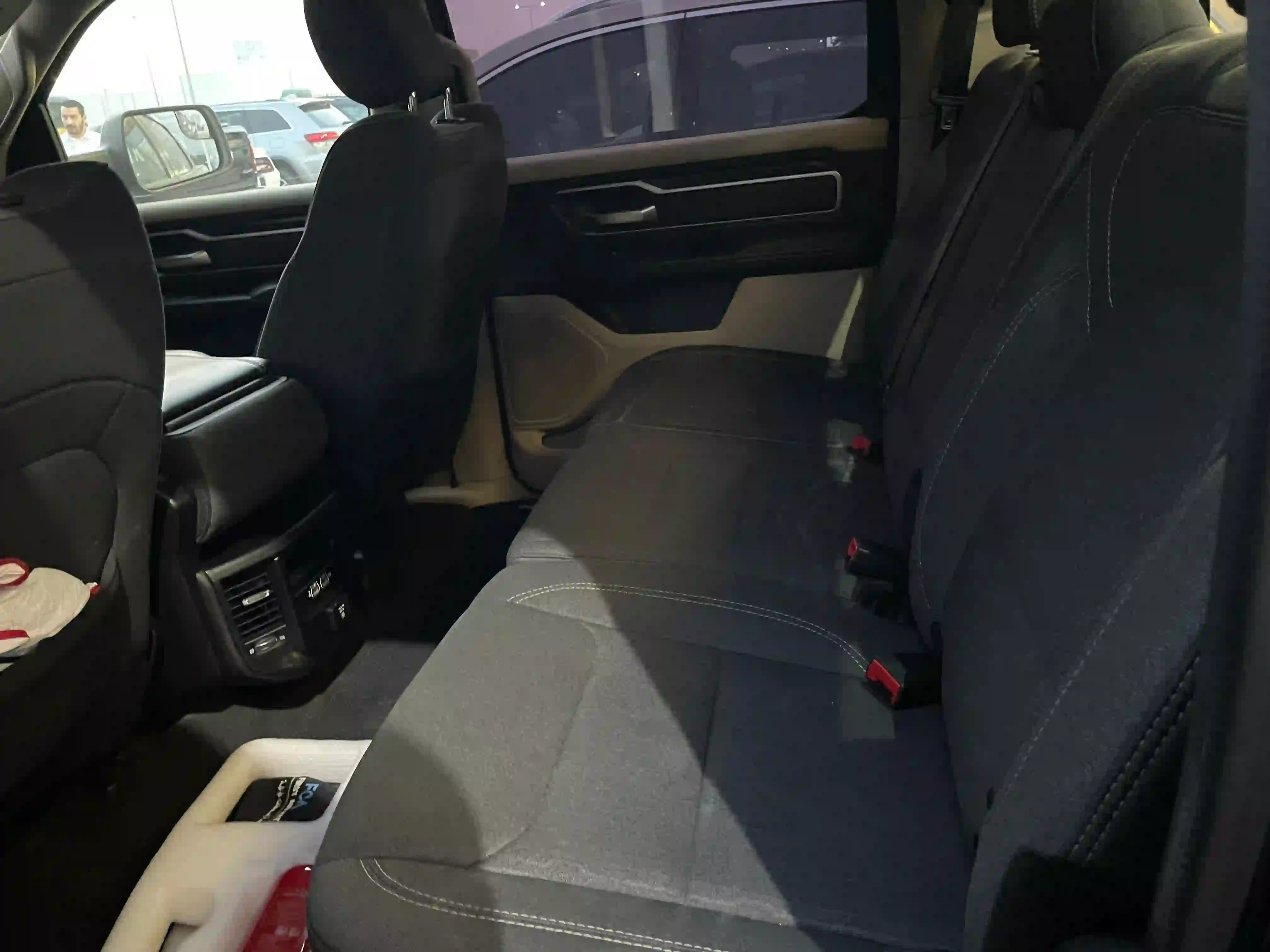 Dodge Ram 1500 2019 - Image 2