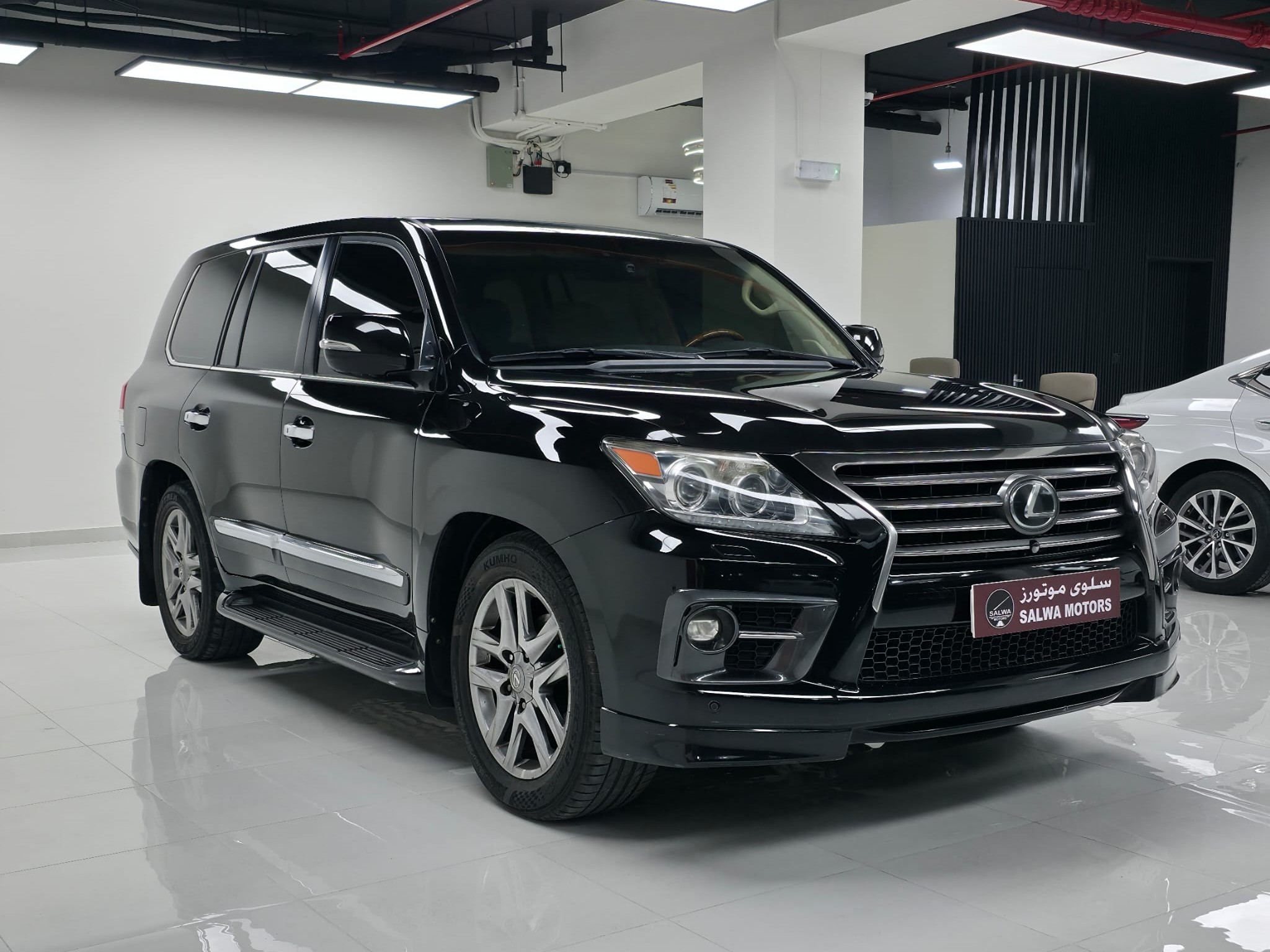 Lexus LX 570 S 2015 - Image 3