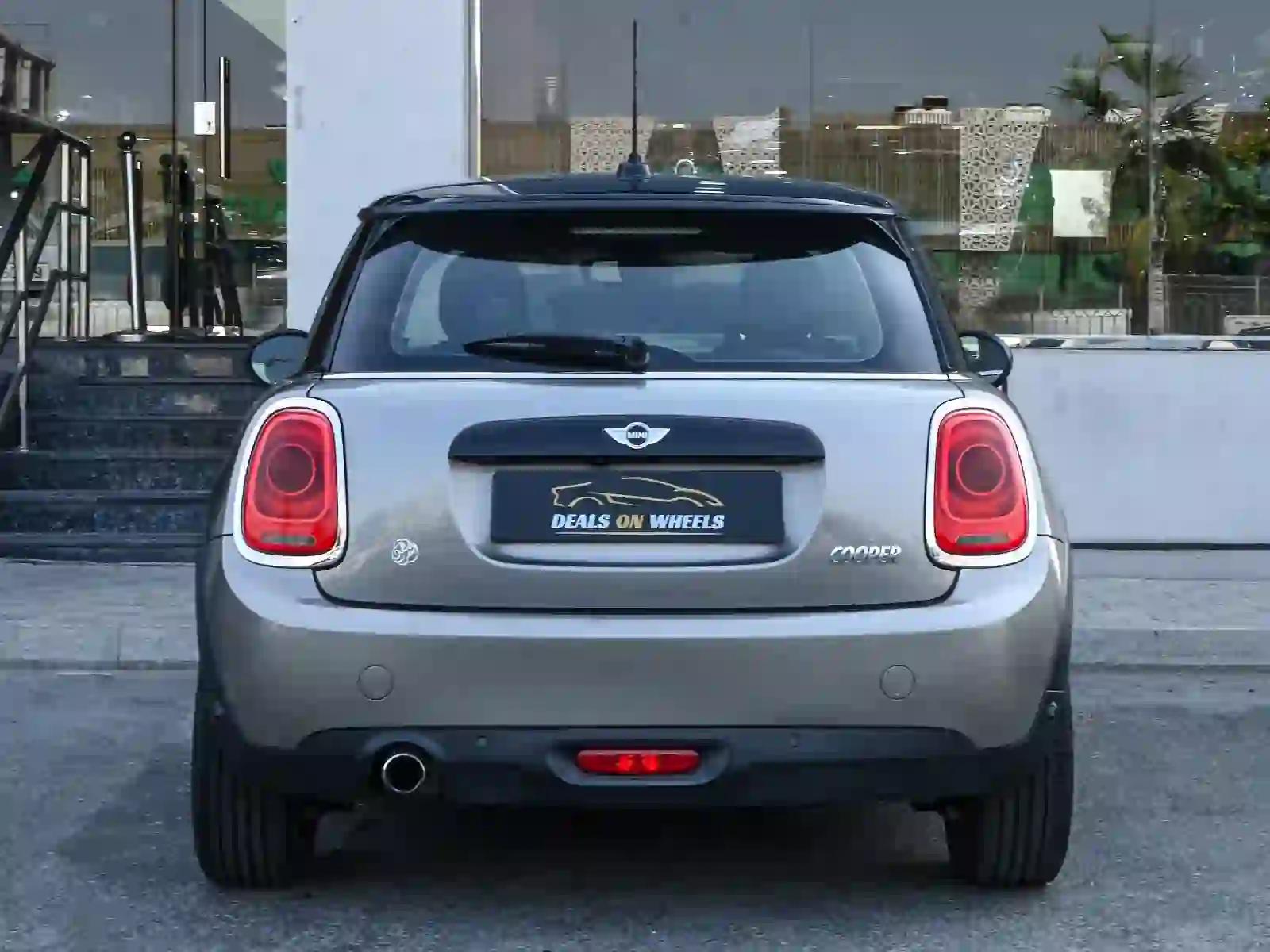 Mini Cooper 2018 - Image 4