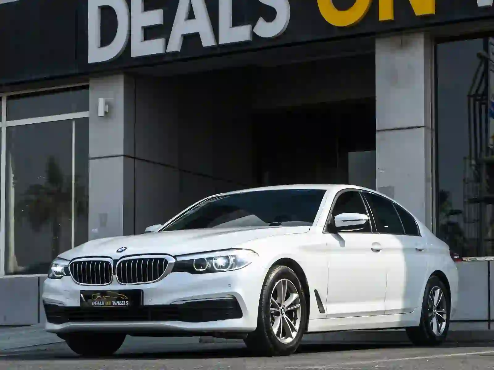BMW 5-Series 520 i 2020