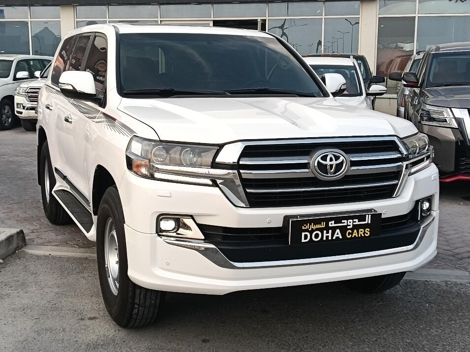 Toyota Land Cruiser GXR Grand Touring 2019 - Image 2