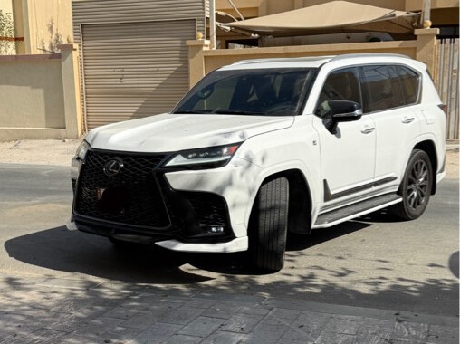 Lexus LX 600 2024 - Image 1