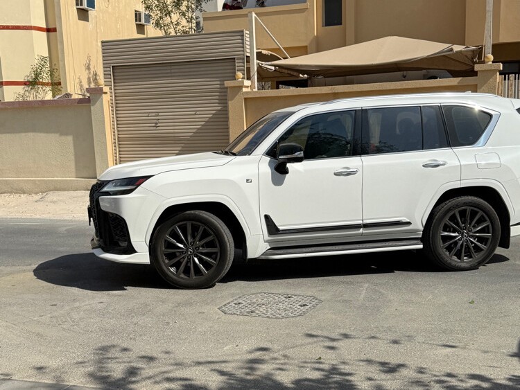 Lexus LX 600 2024 - Image 3