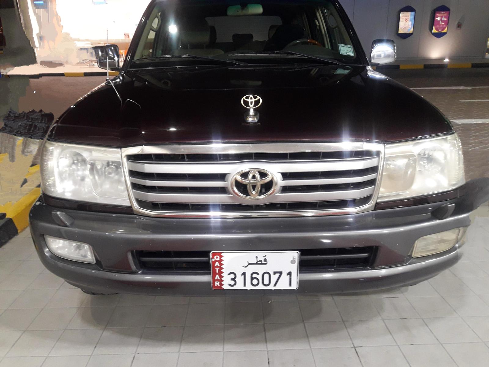 Toyota Land Cruiser GXR v6 2006 - Image 2
