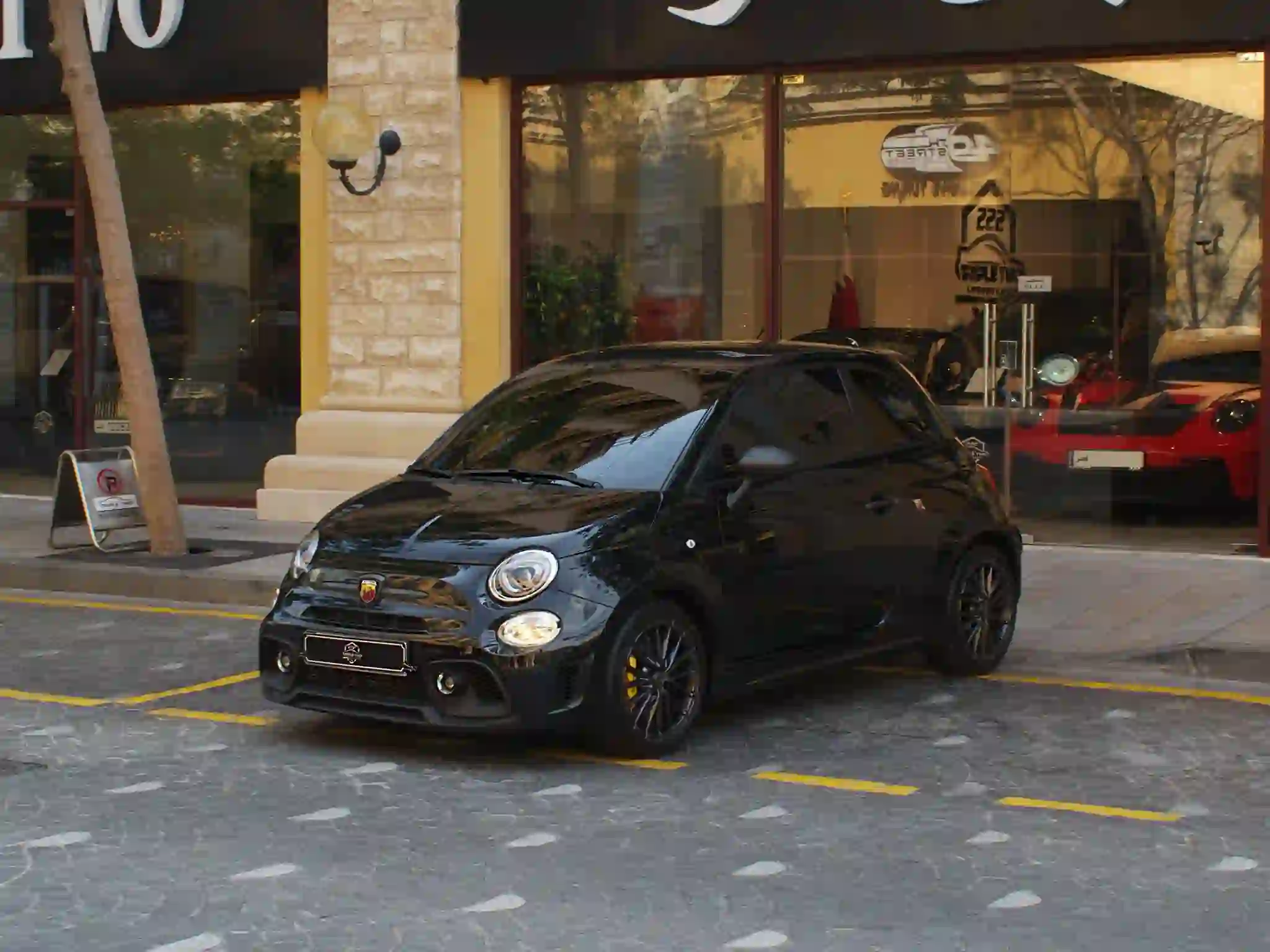 Fiat Abarth 695 2024