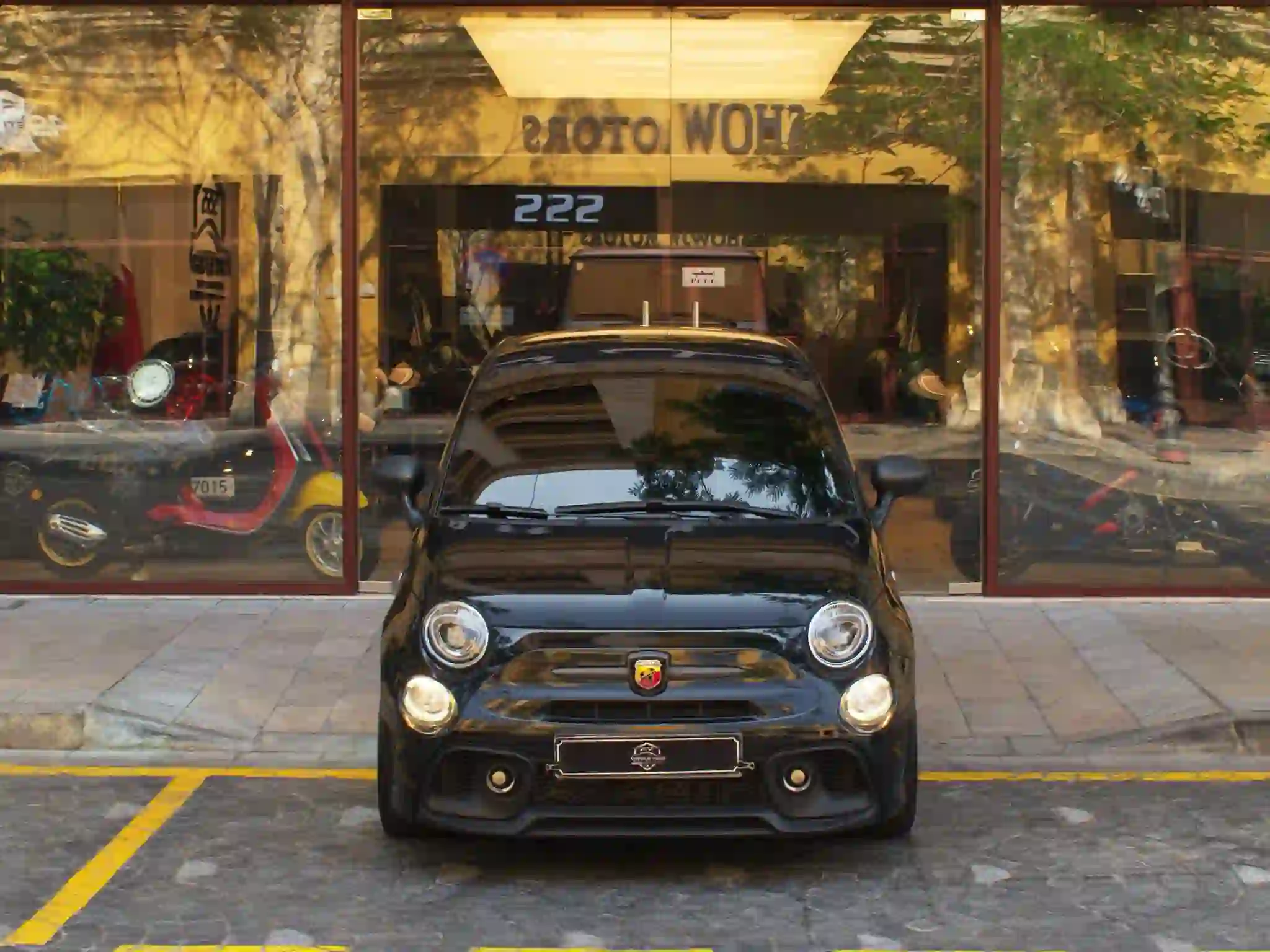 Fiat Abarth 695 2024 - Image 2