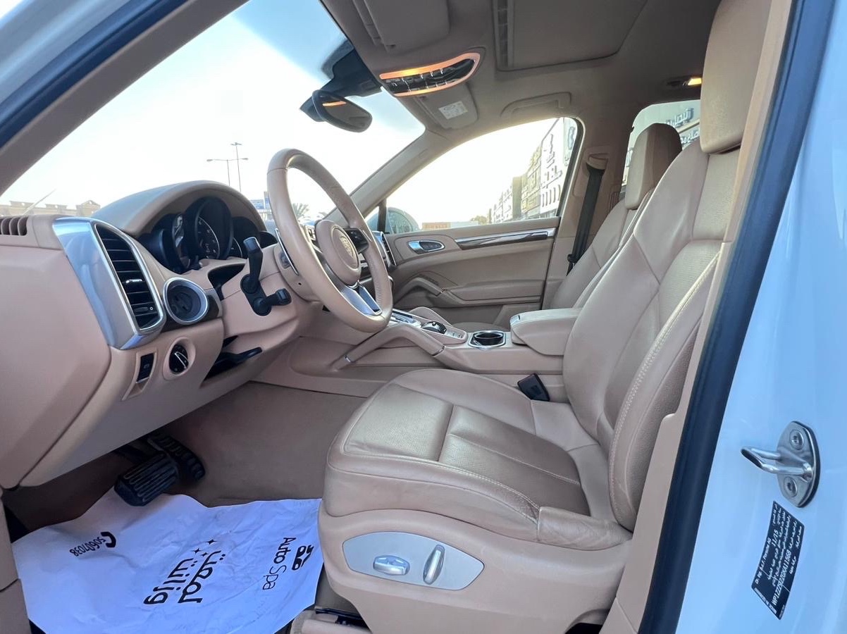 Porsche Cayenne 2016 - Image 4