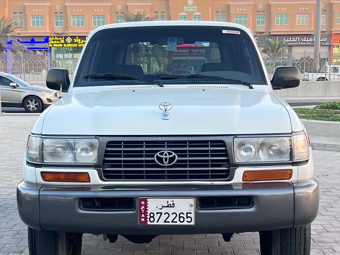 Toyota Land Cruiser VX 1997 - Image 2
