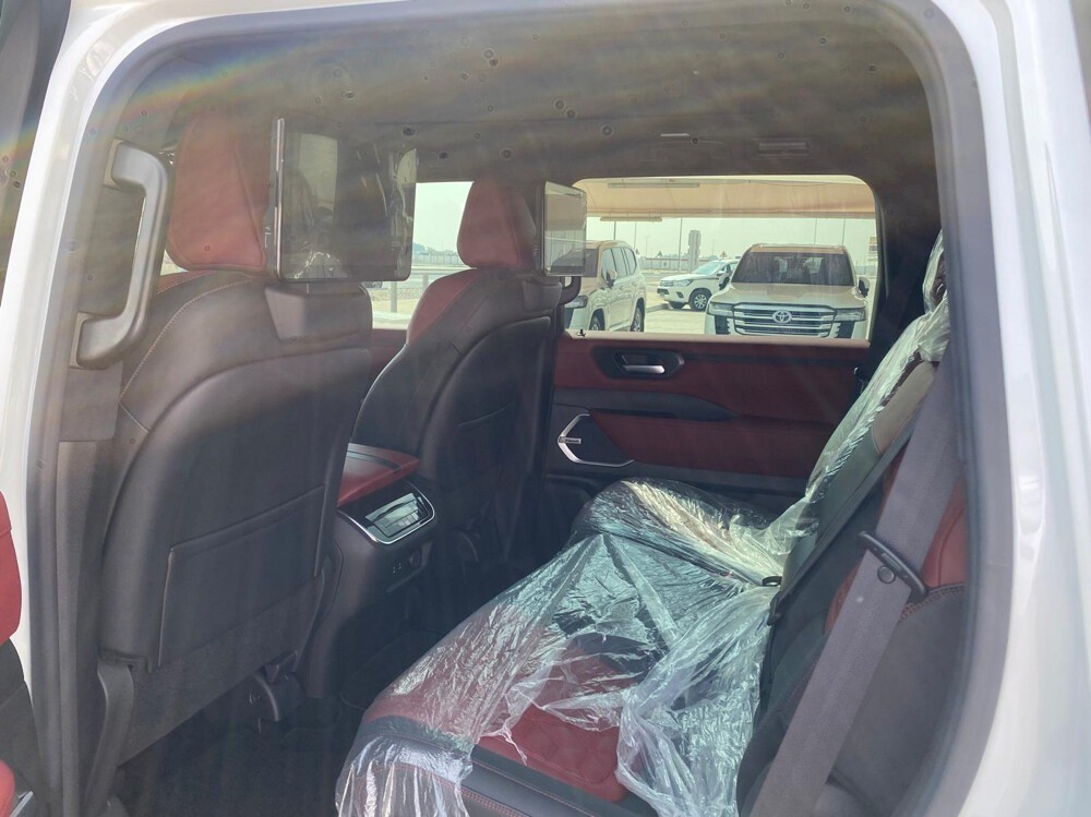 Nissan Patrol 2025 - Image 4